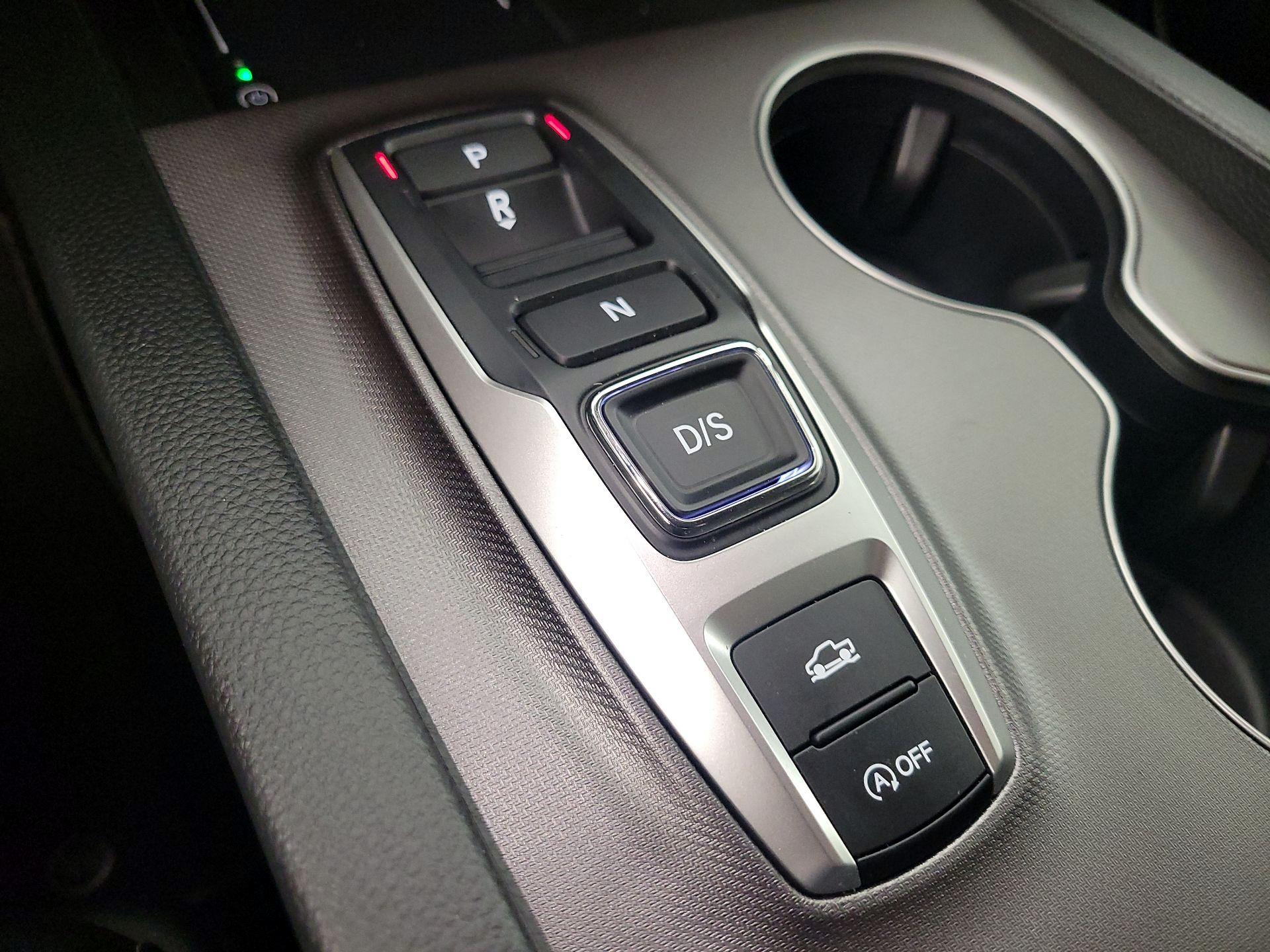 Thumbnail: 2025 Honda Ridgeline - 17