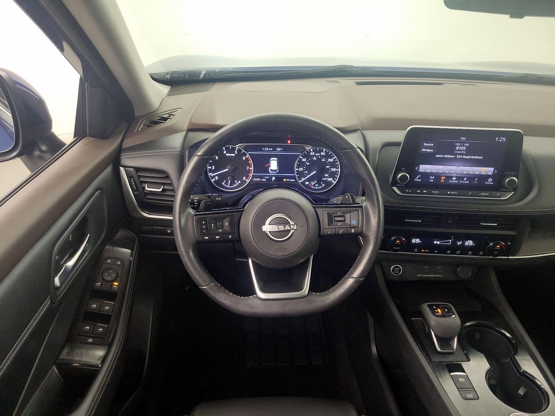 Thumbnail: 2023 Nissan Rogue - 10