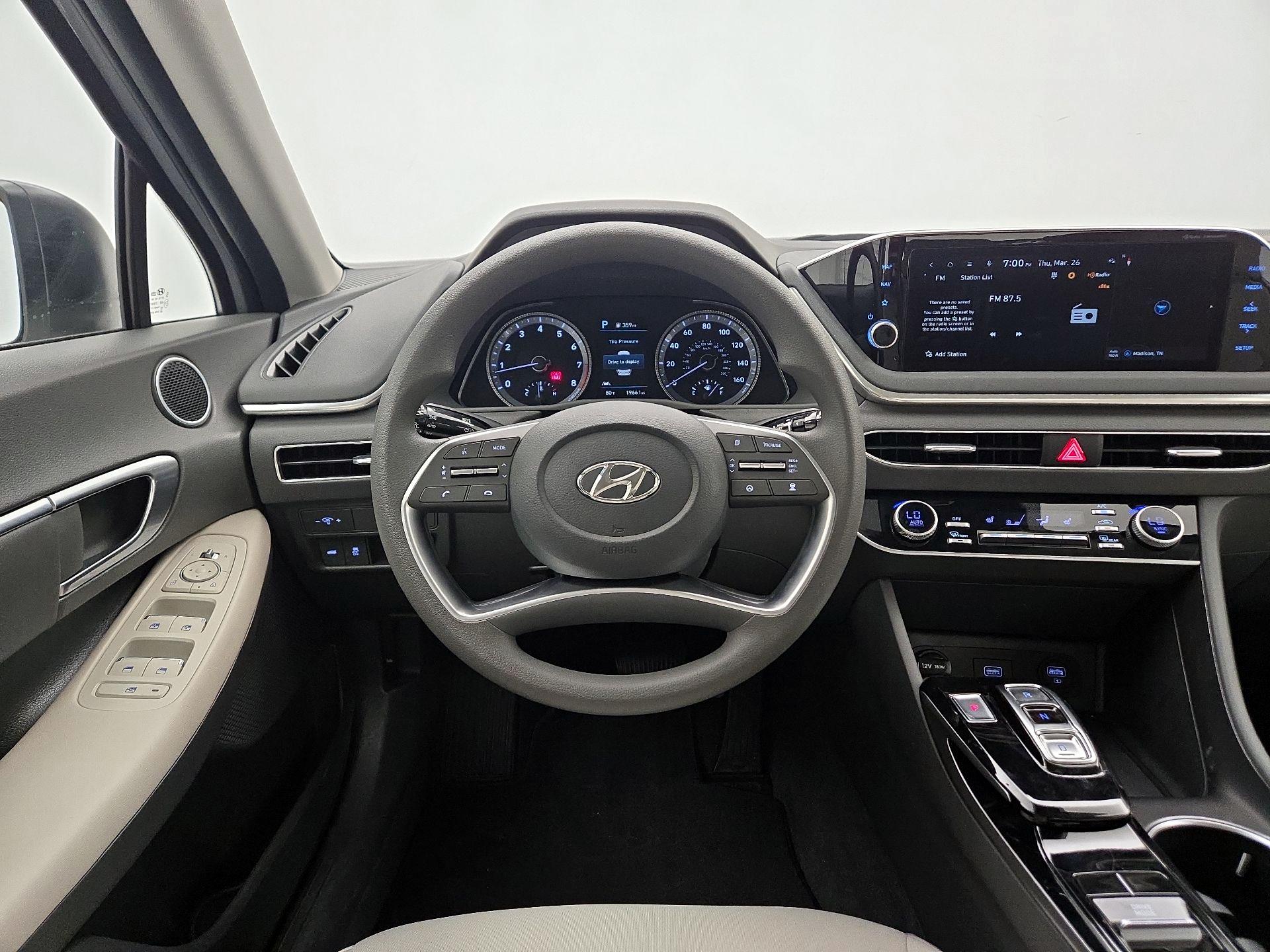 Thumbnail: 2023 Hyundai Sonata - 10