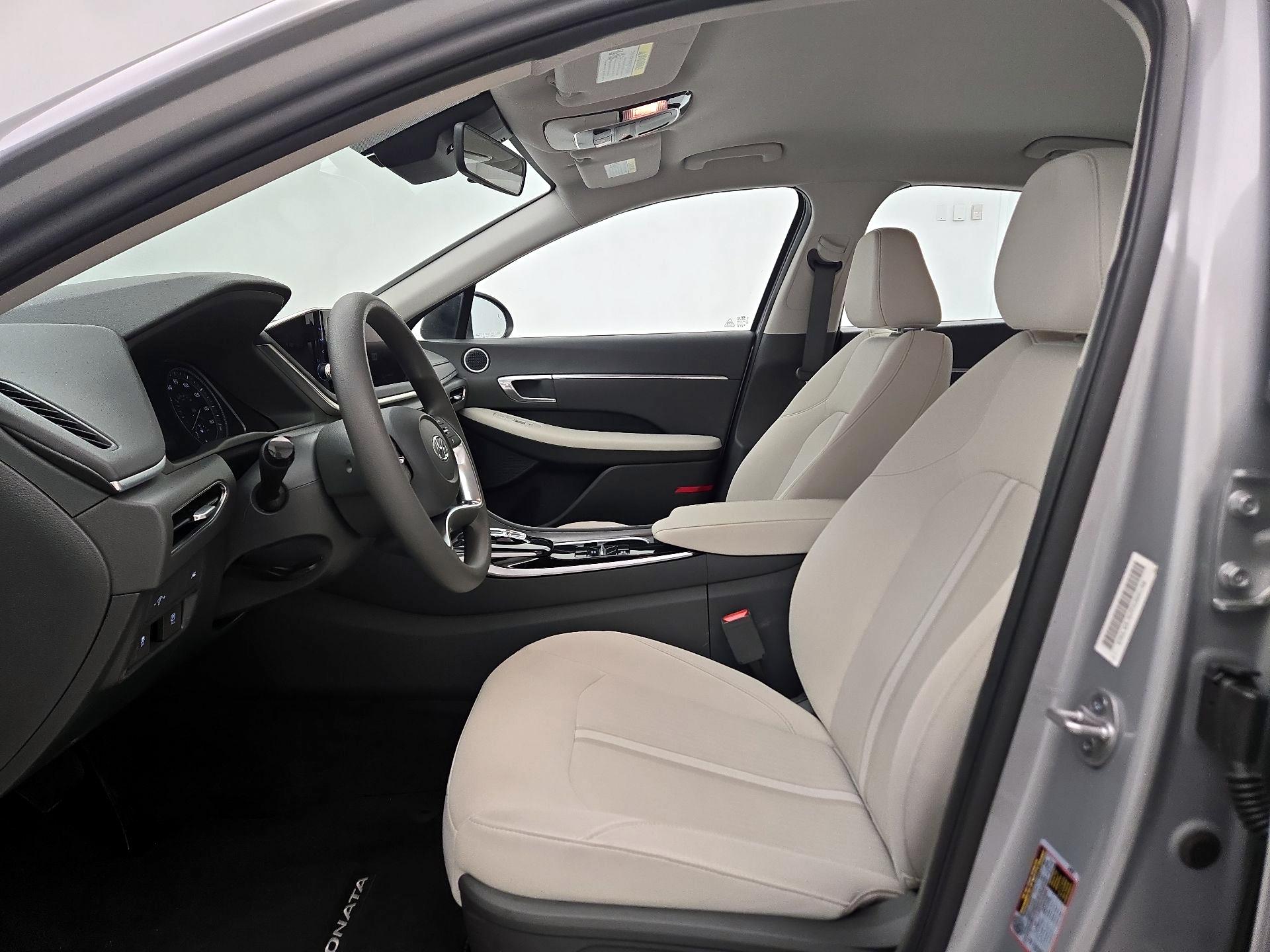 Thumbnail: 2023 Hyundai Sonata - 11