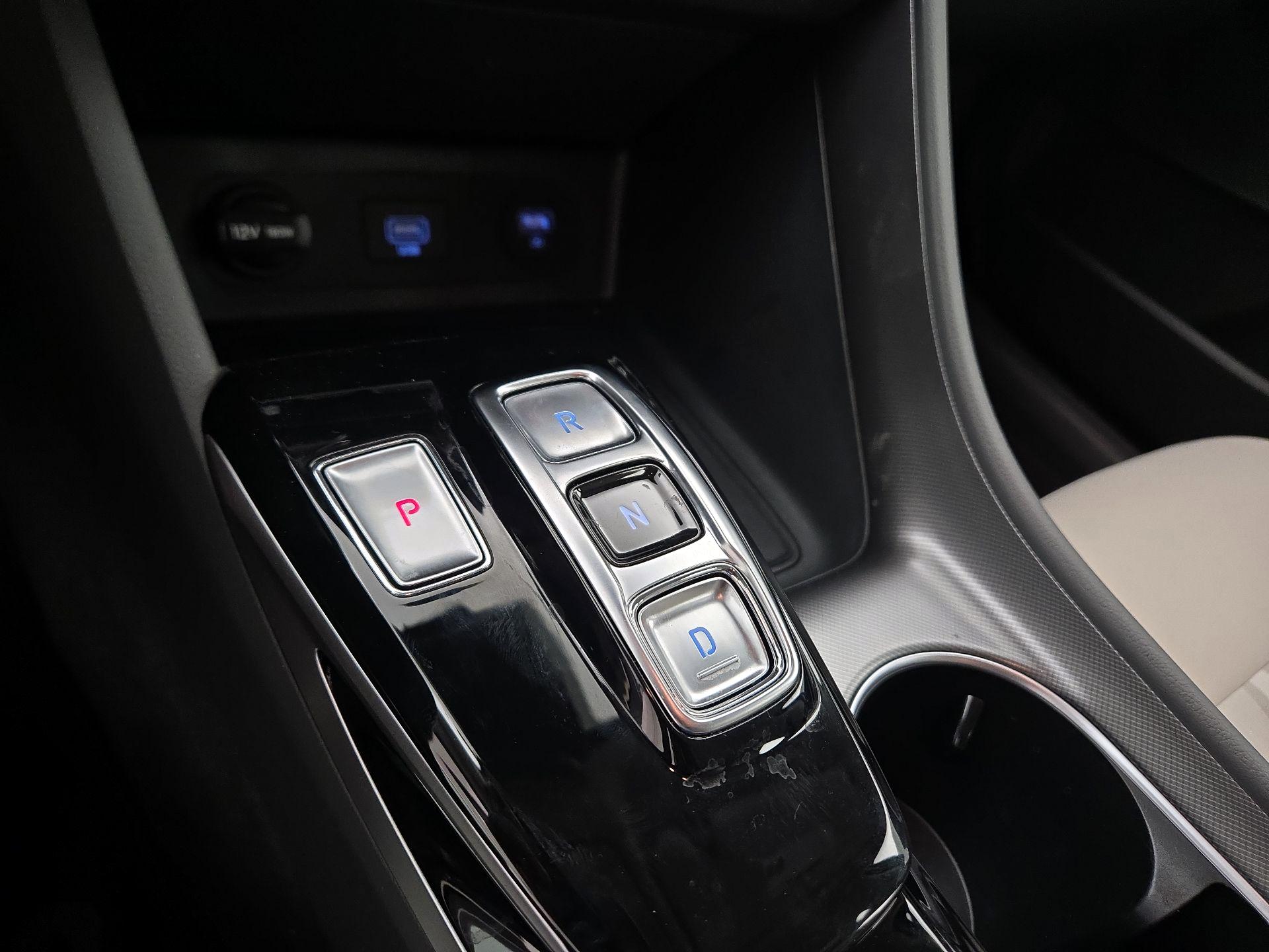 Thumbnail: 2023 Hyundai Sonata - 18