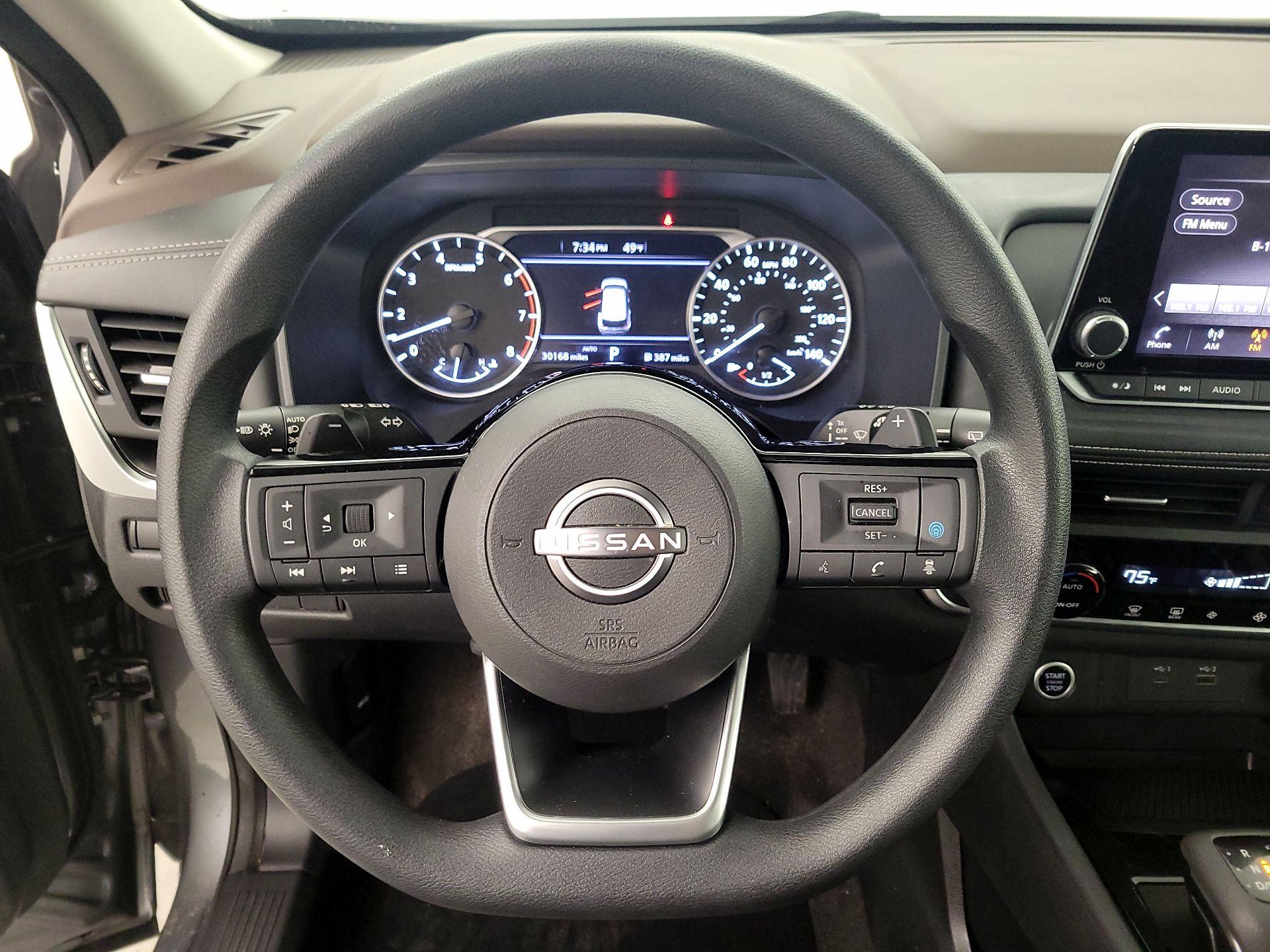 Thumbnail: 2023 Nissan Rogue - 10