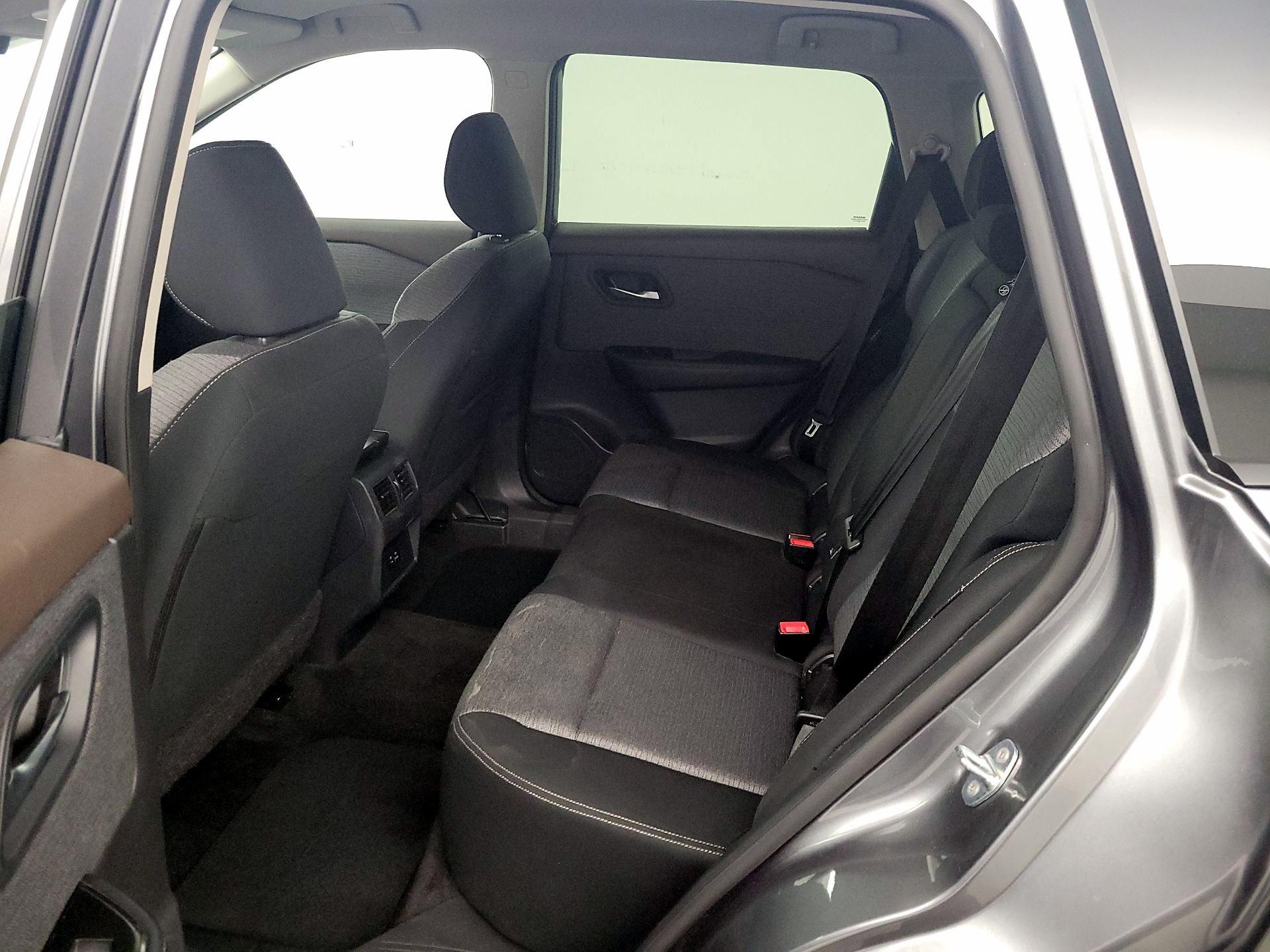 Thumbnail: 2023 Nissan Rogue - 19