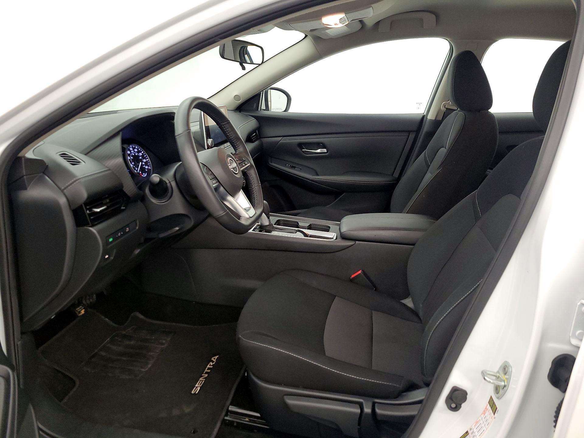 Thumbnail: 2025 Nissan Sentra - 11