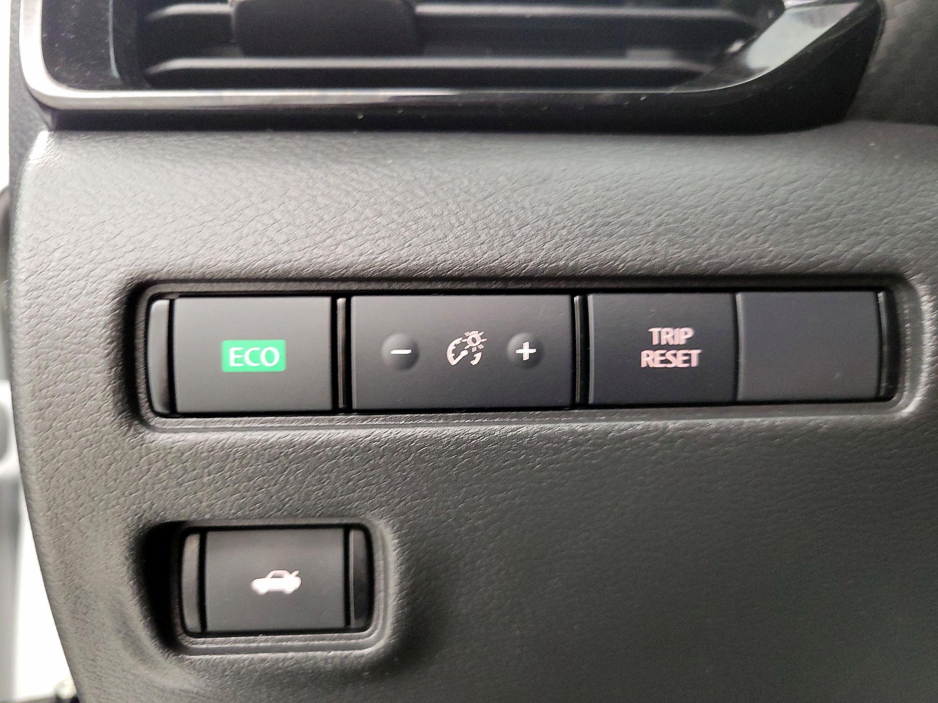 Thumbnail: 2025 Nissan Sentra - 13