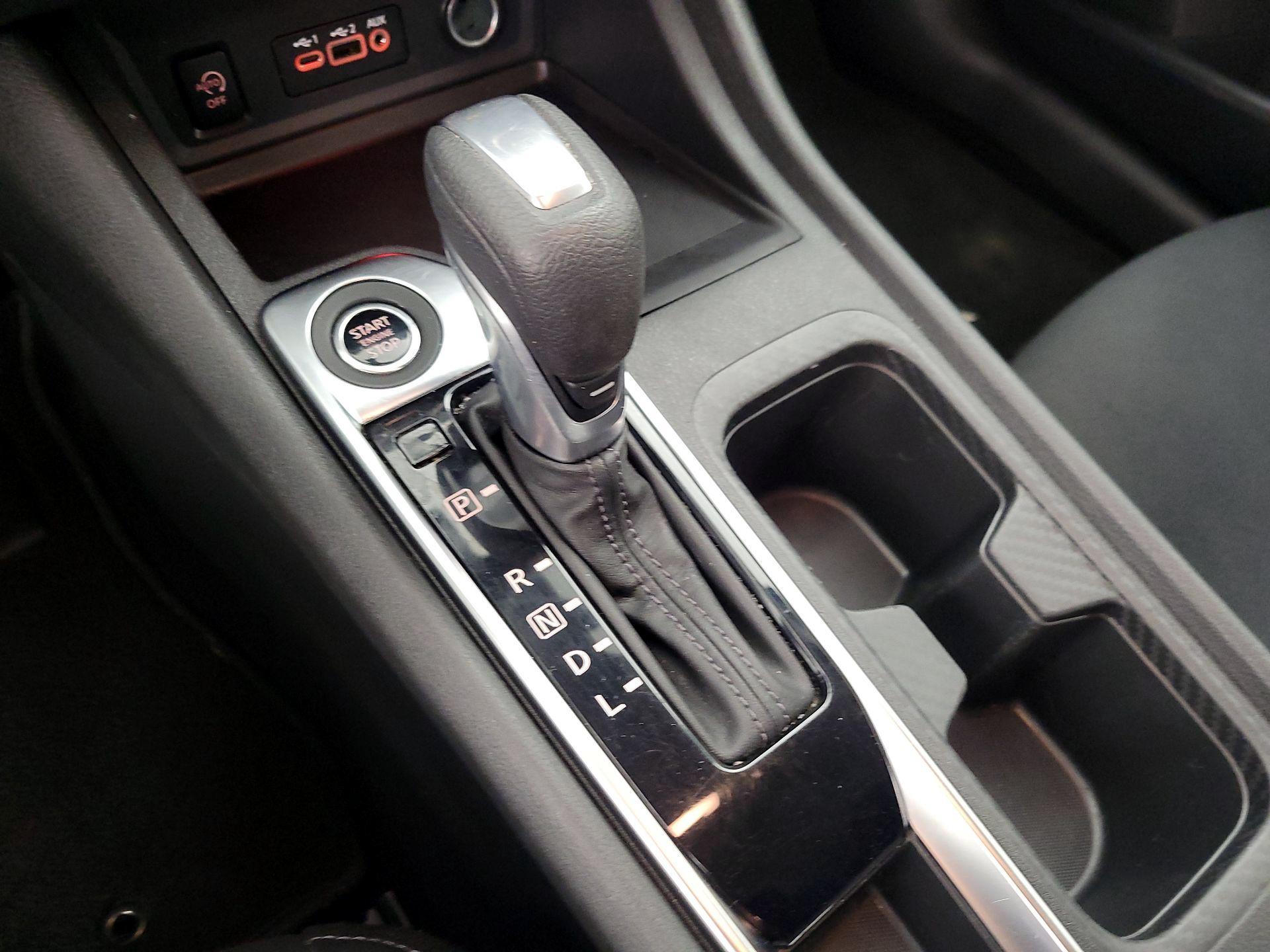 Thumbnail: 2025 Nissan Sentra - 17