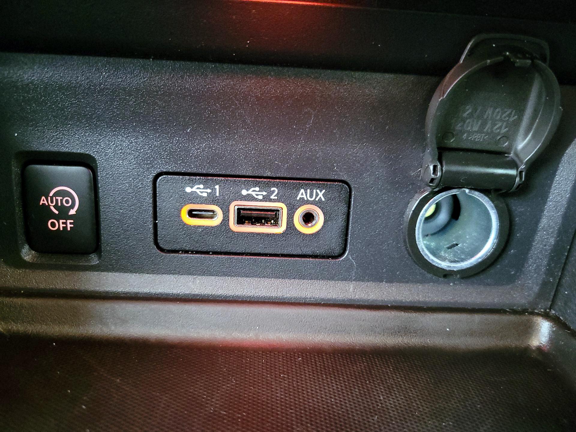 Thumbnail: 2025 Nissan Sentra - 18