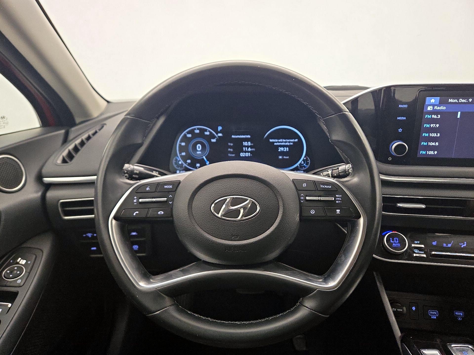 Thumbnail: 2020 Hyundai Sonata - 10