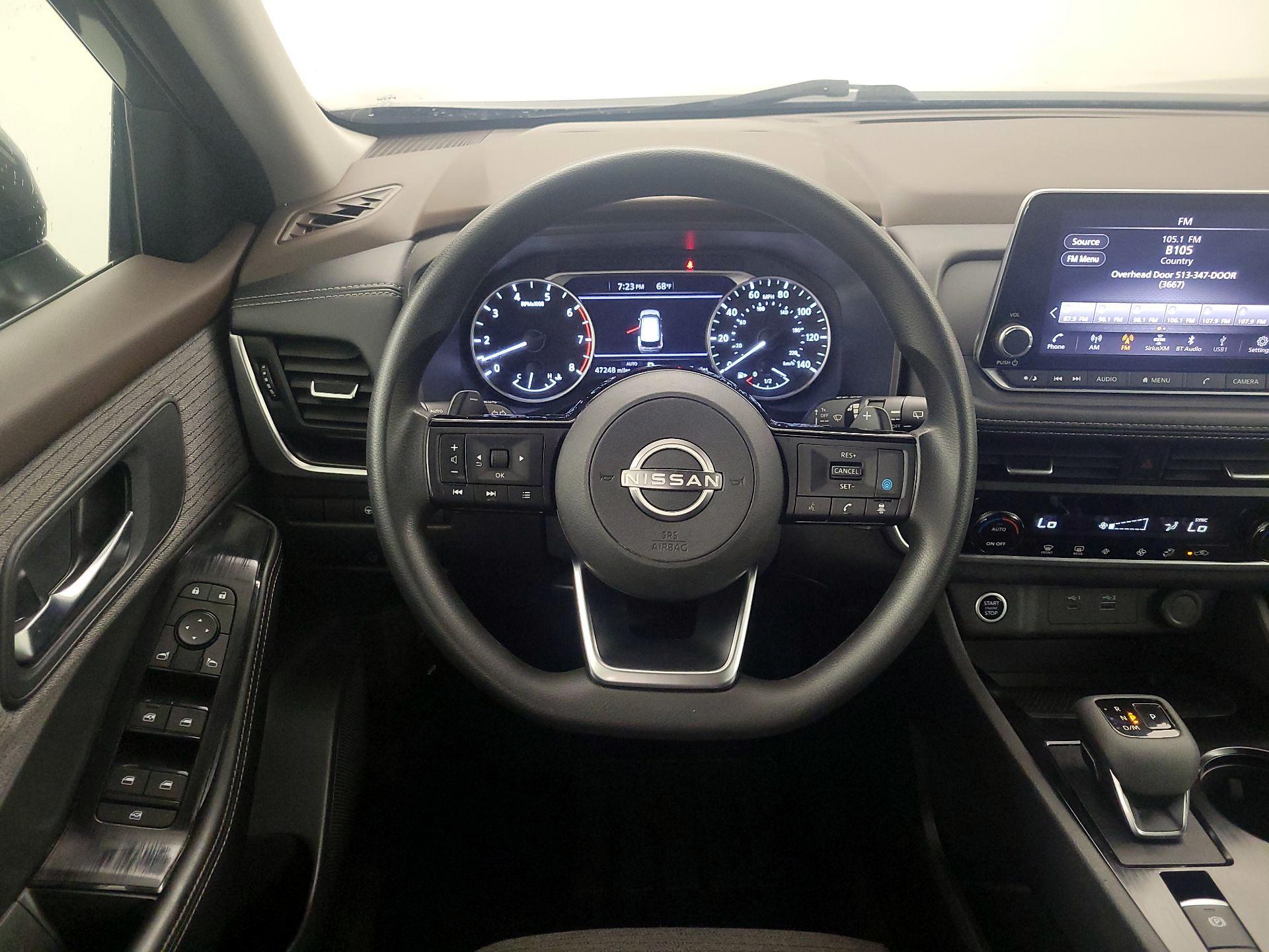 Thumbnail: 2023 Nissan Rogue - 10