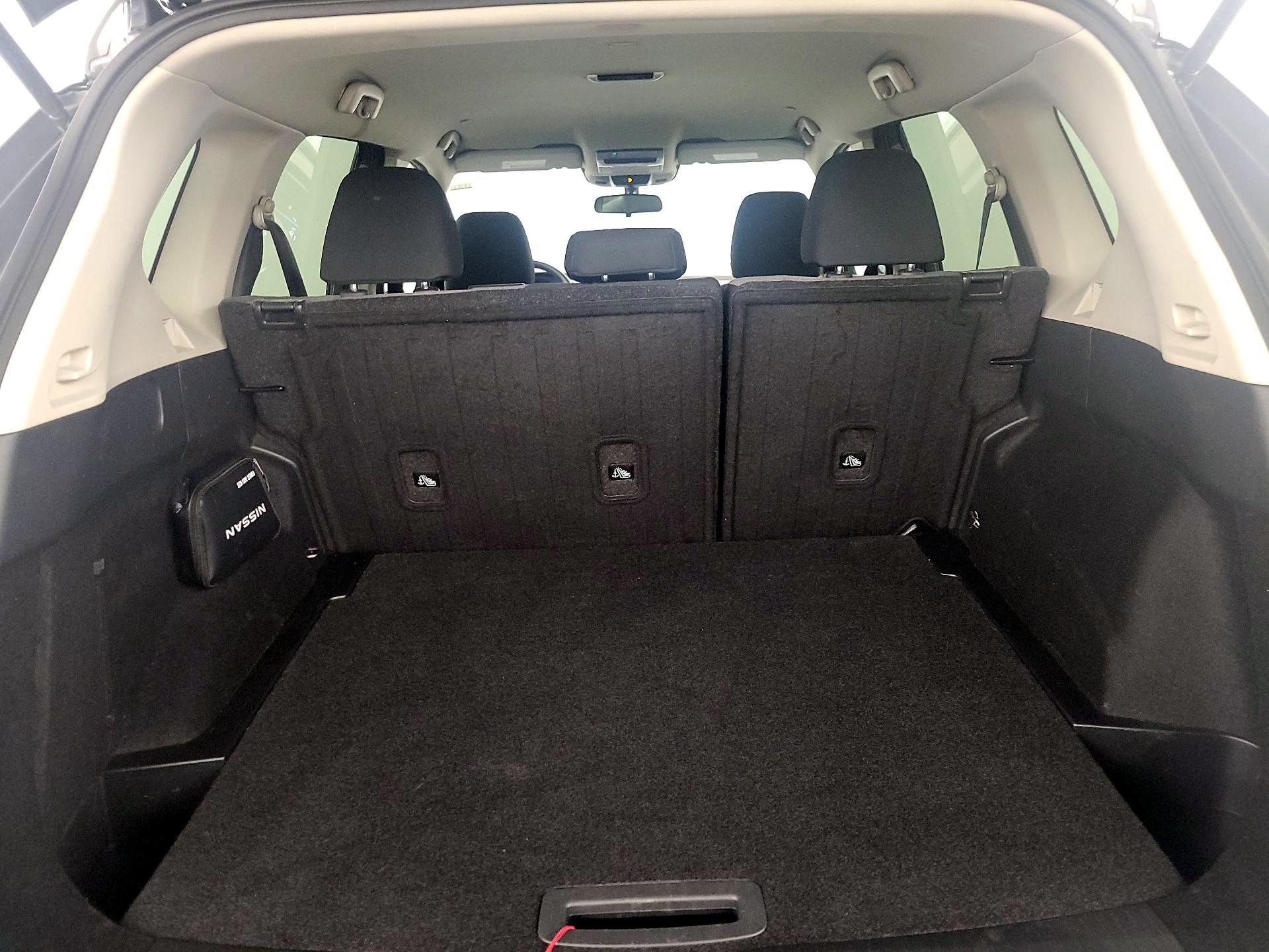 Thumbnail: 2023 Nissan Rogue - 20