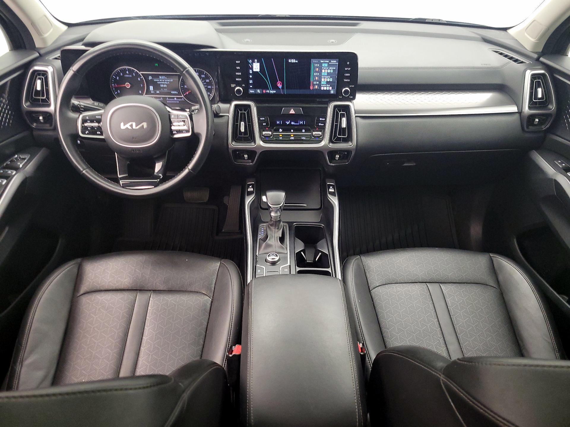 Thumbnail: 2023 Kia Sorento - 9