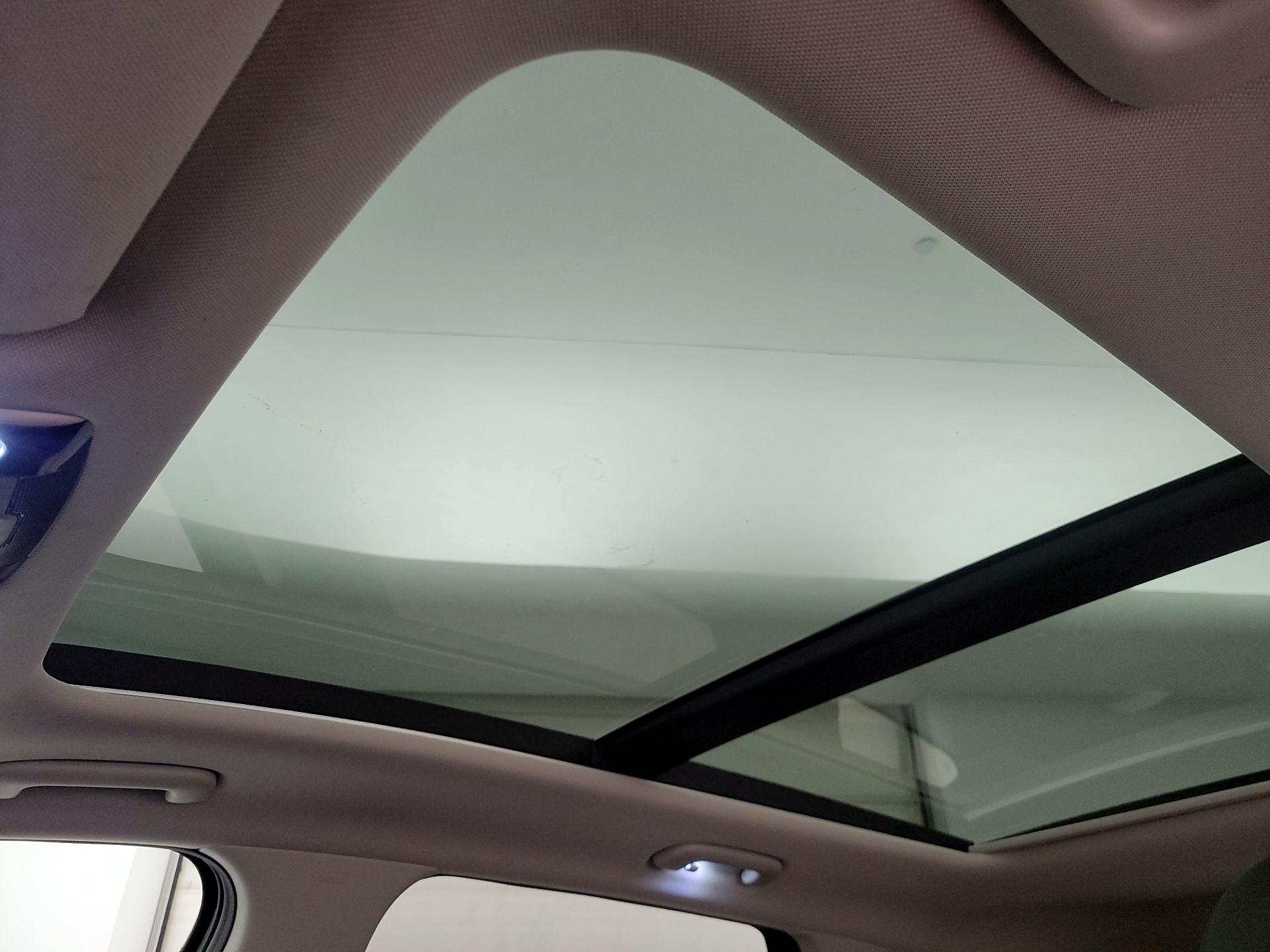 Thumbnail: 2023 Kia Sorento - 20