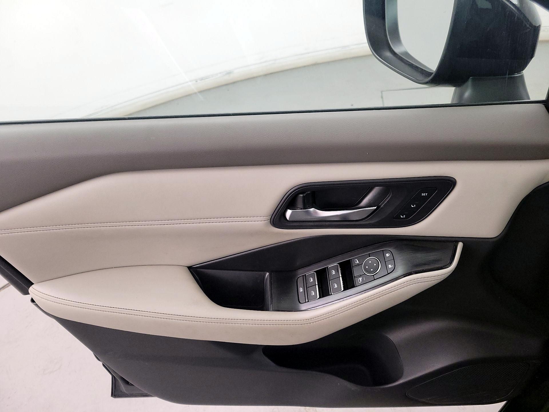 Thumbnail: 2023 Nissan Rogue - 12