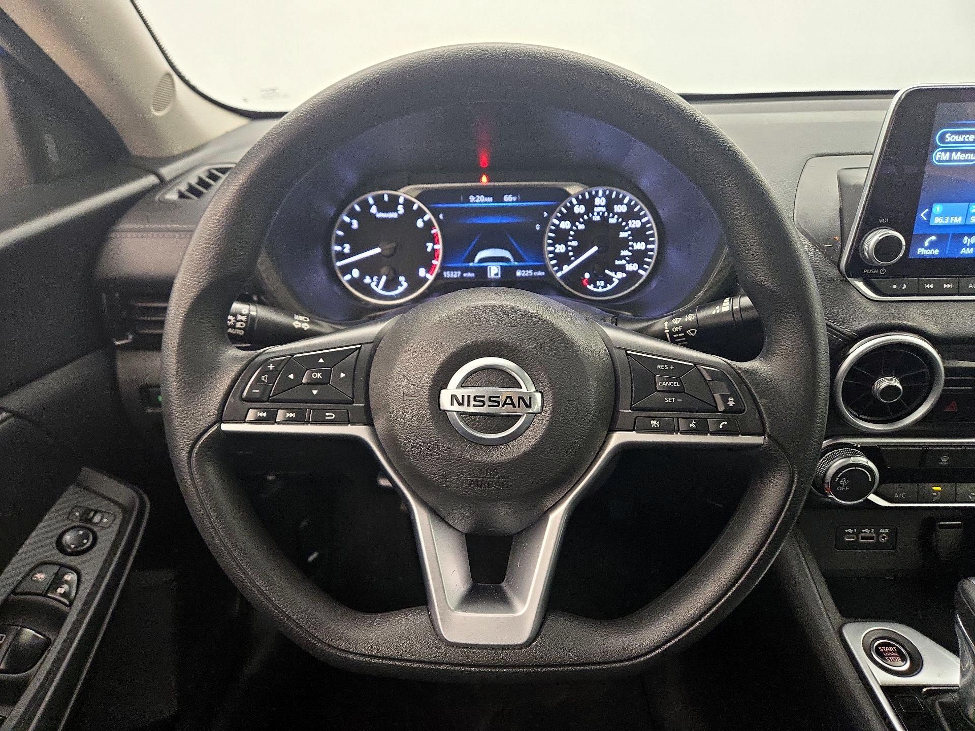 Thumbnail: 2023 Nissan Sentra - 10