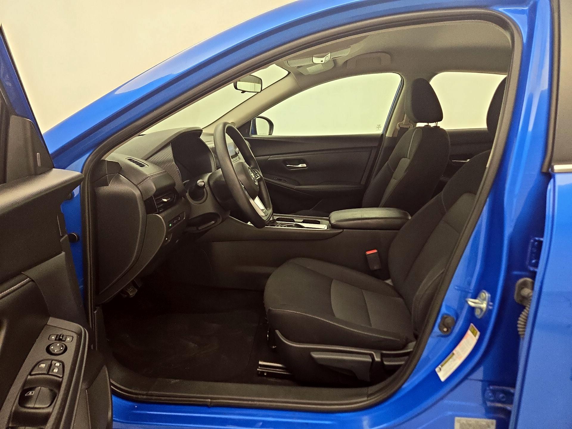 Thumbnail: 2023 Nissan Sentra - 11