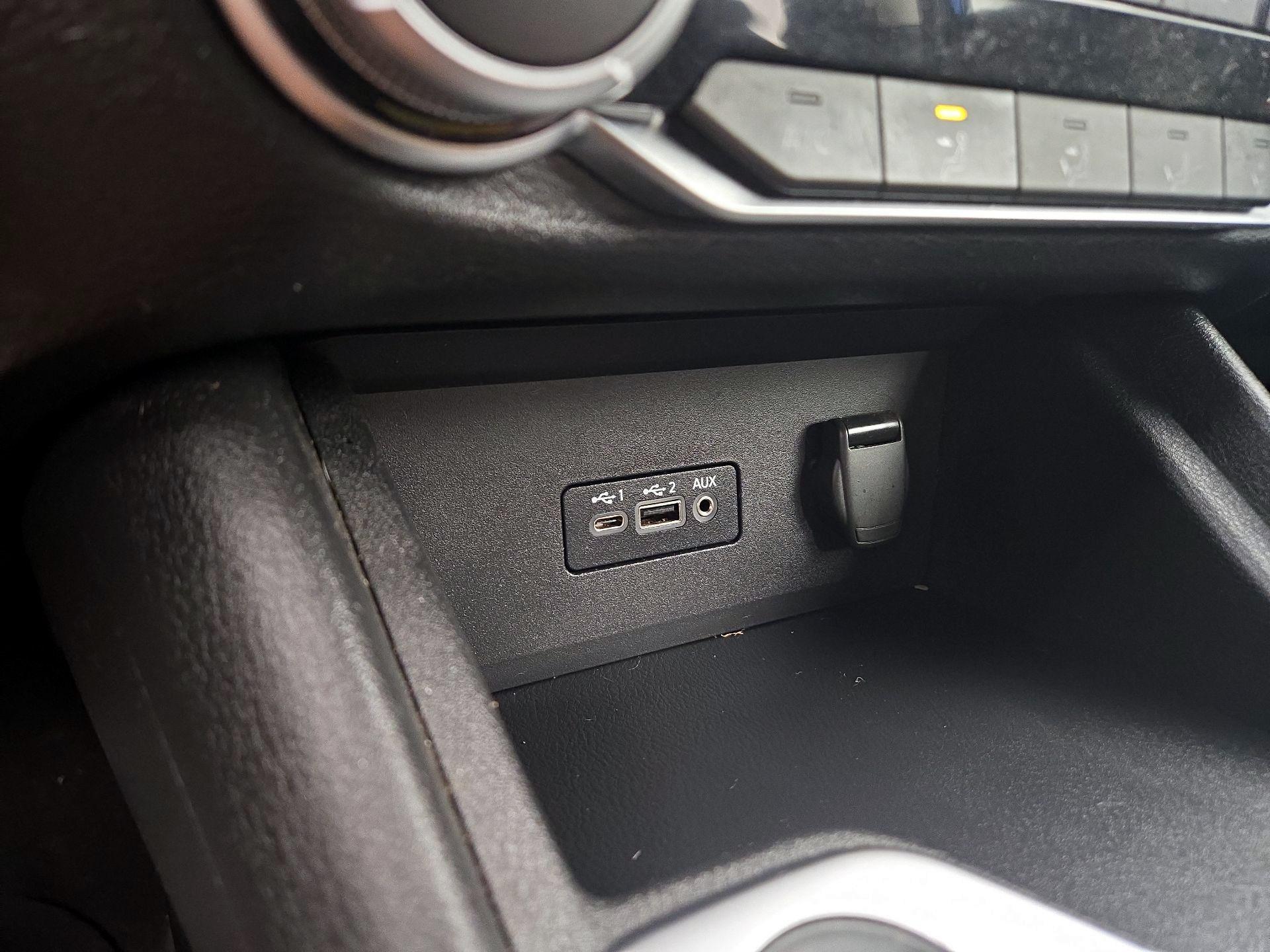 Thumbnail: 2023 Nissan Sentra - 18