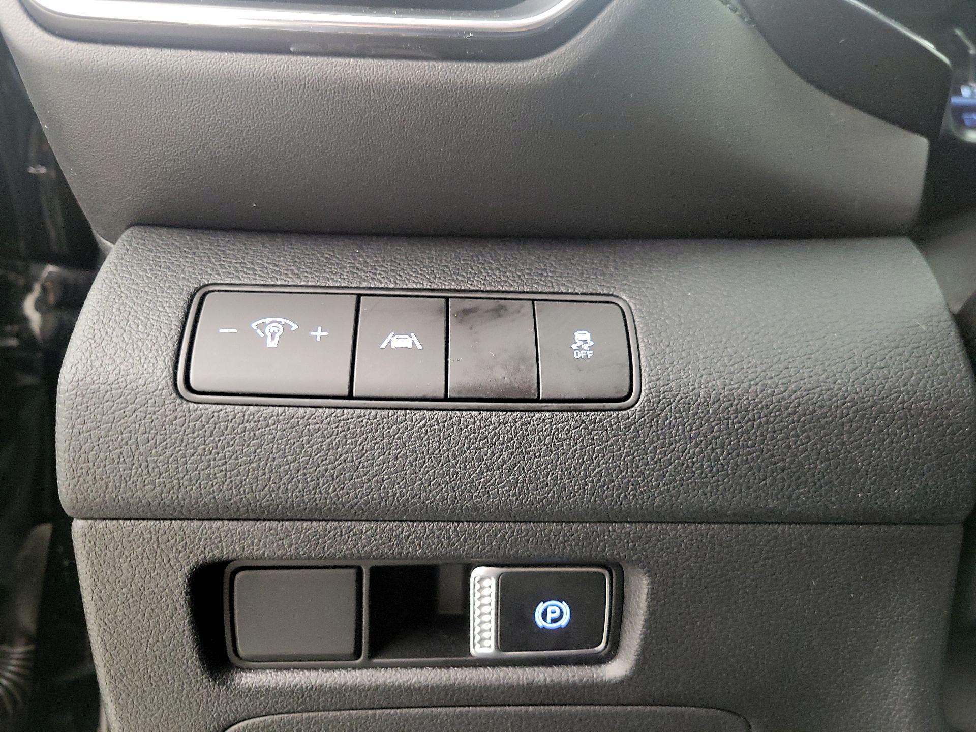 Thumbnail: 2023 Hyundai Santa Fe - 13