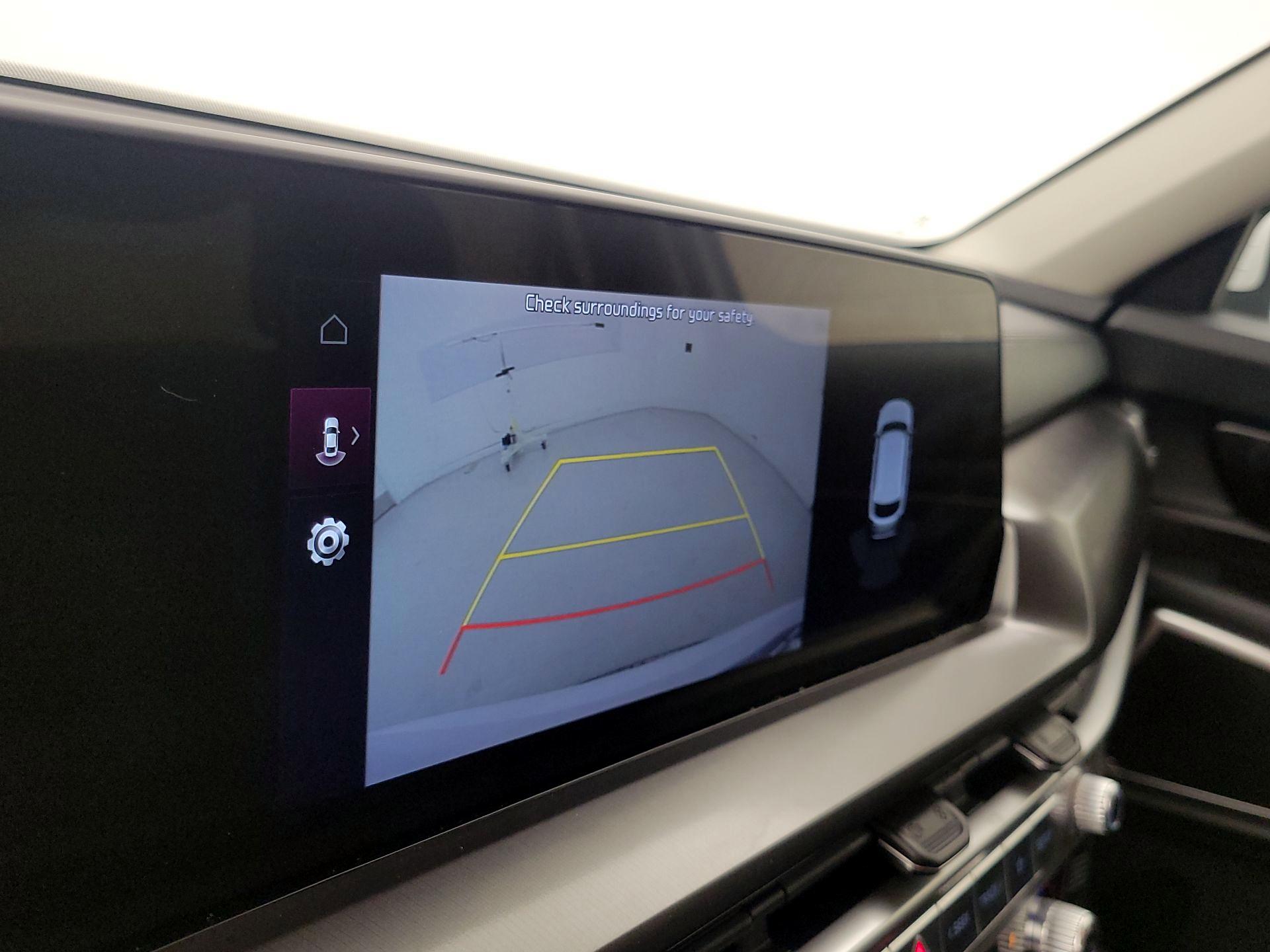 Thumbnail: 2023 Kia Telluride - 13