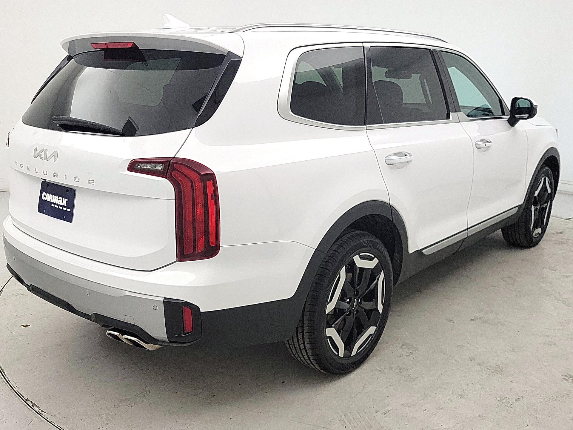 Thumbnail: 2023 Kia Telluride - 5