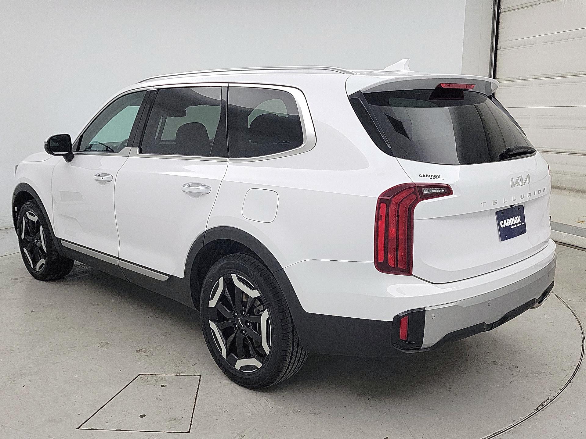 Thumbnail: 2023 Kia Telluride - 7