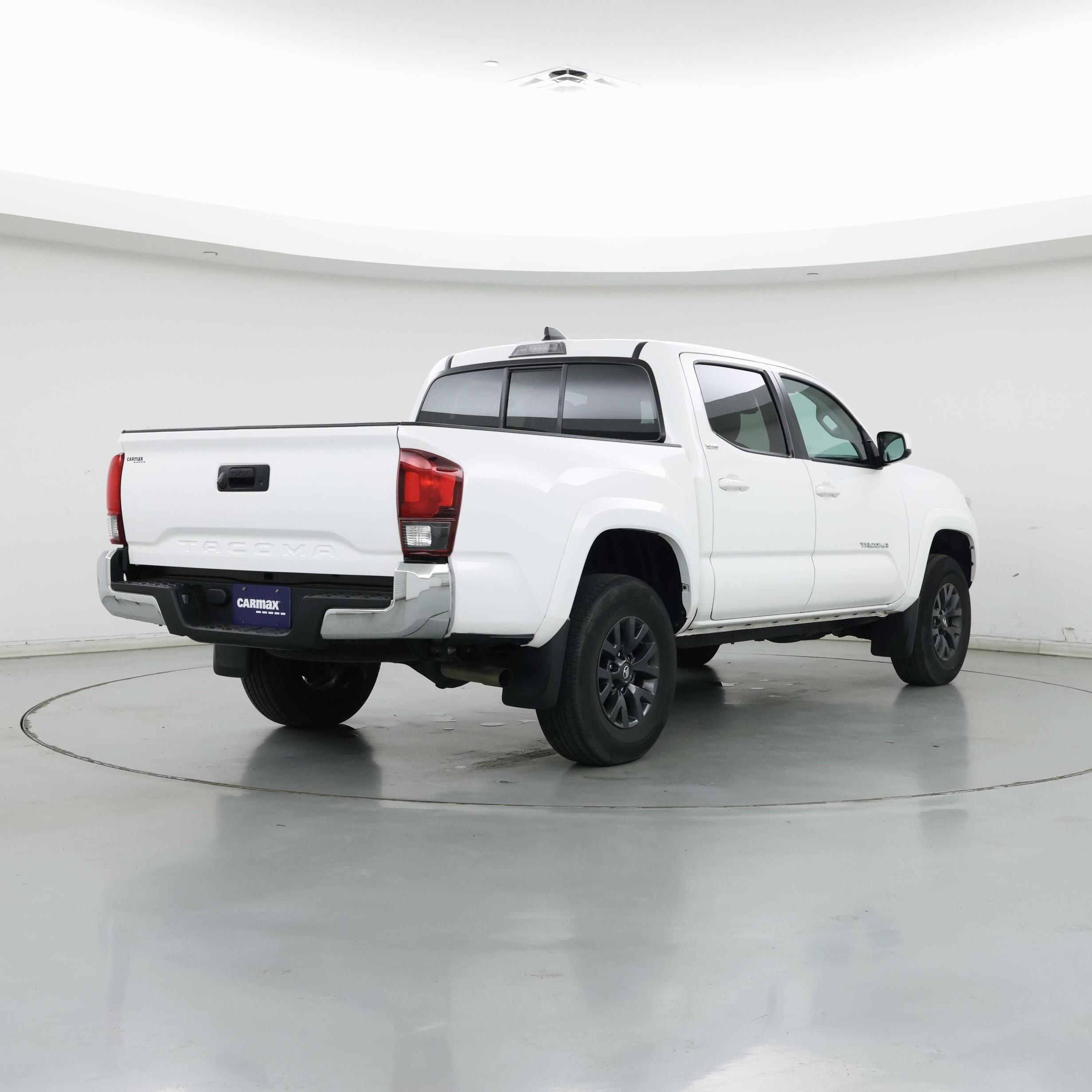 Thumbnail: 2023 Toyota Tacoma - 8
