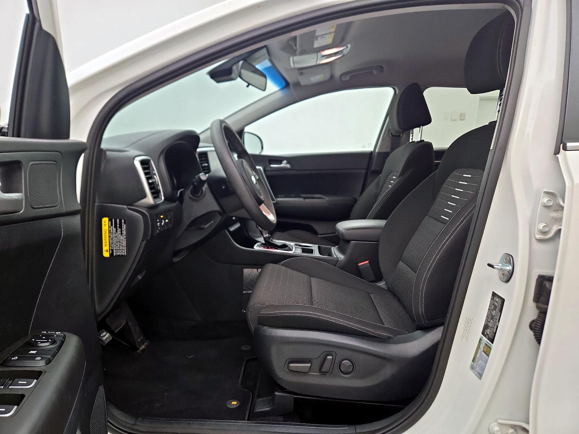 Thumbnail: 2022 Kia Sportage - 11