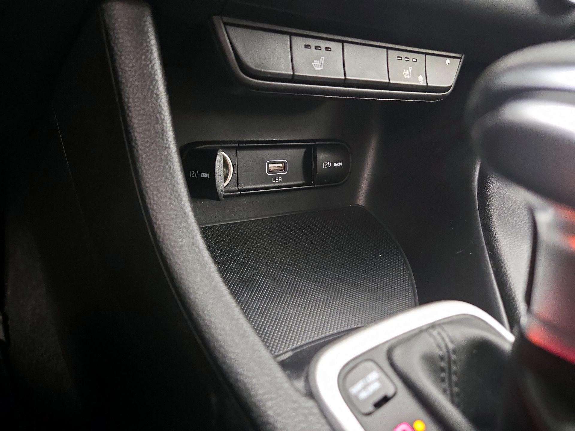 Thumbnail: 2022 Kia Sportage - 18