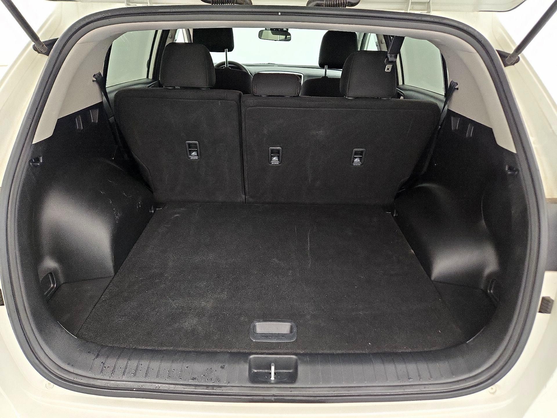 Thumbnail: 2022 Kia Sportage - 20