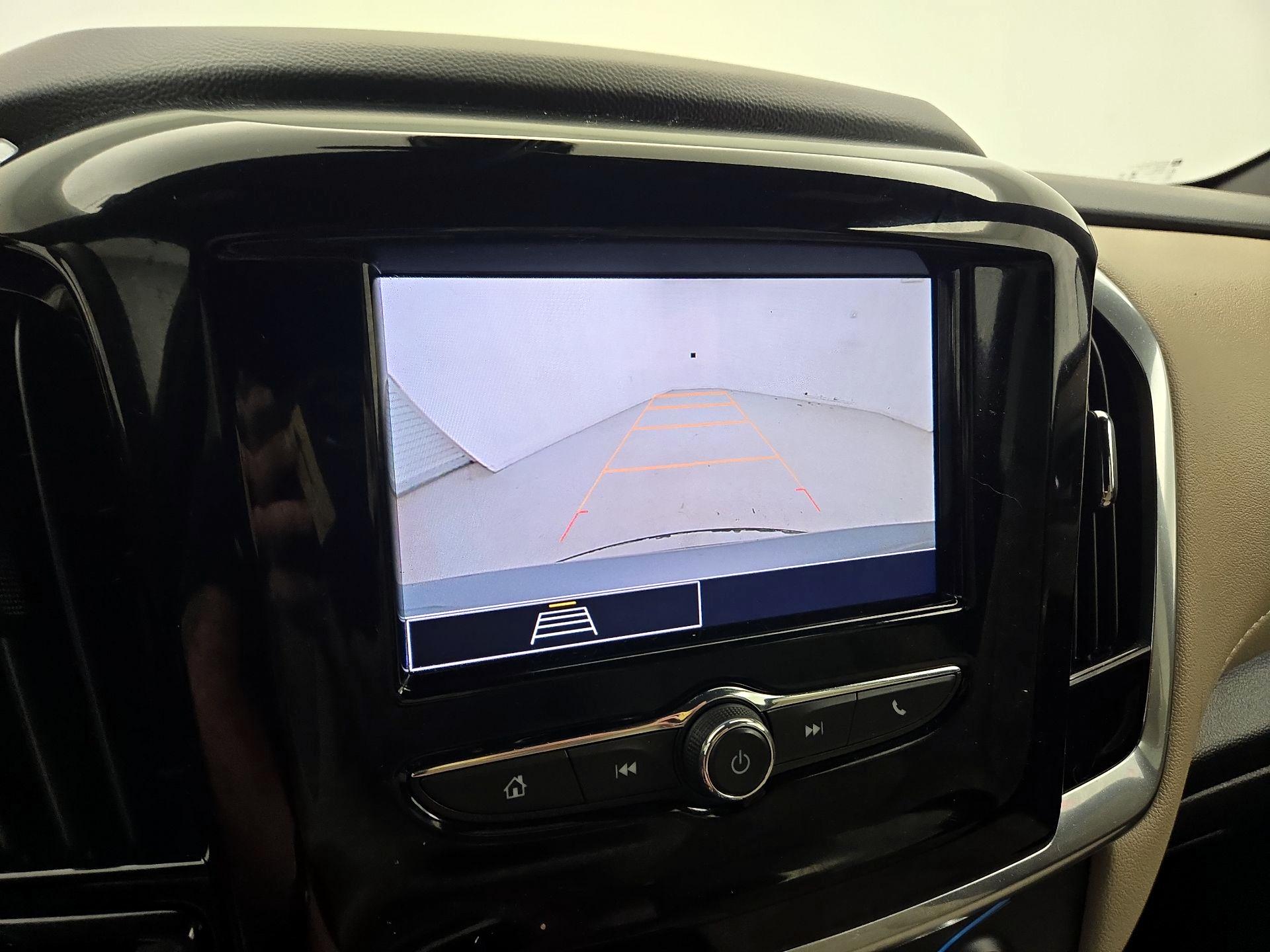 Thumbnail: 2023 Chevrolet Traverse - 14