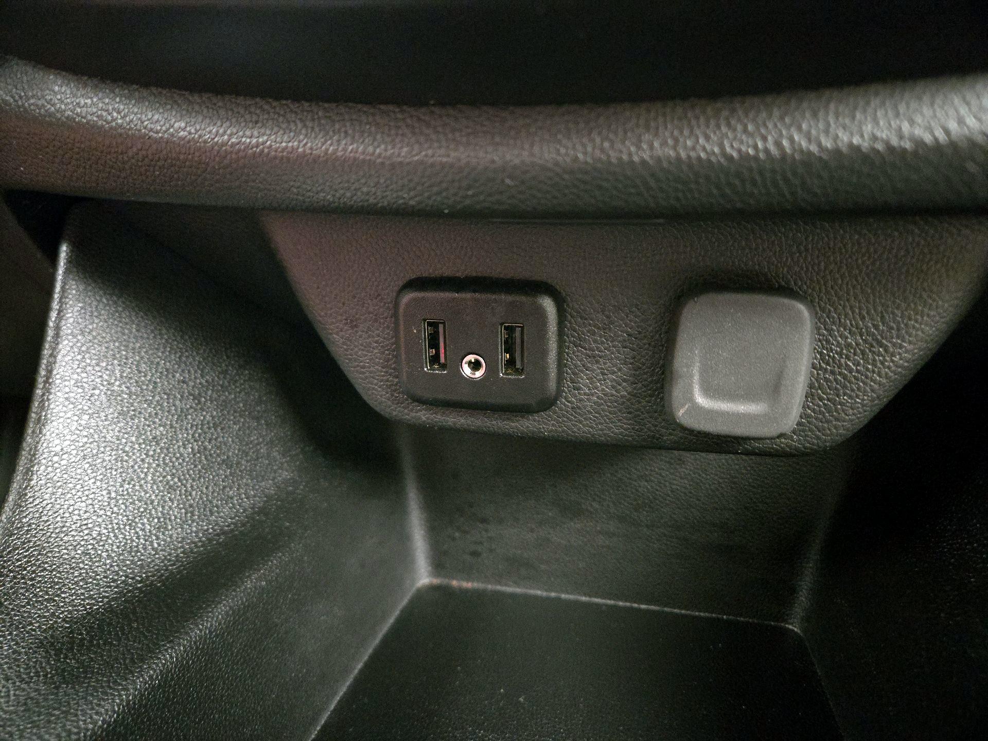 Thumbnail: 2023 Chevrolet Traverse - 18