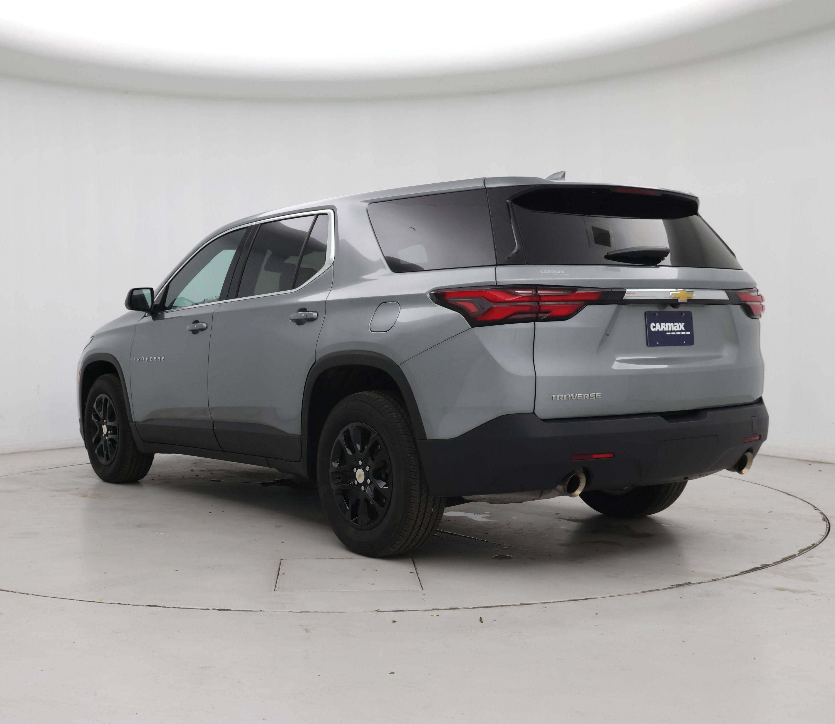 Thumbnail: 2023 Chevrolet Traverse - 2