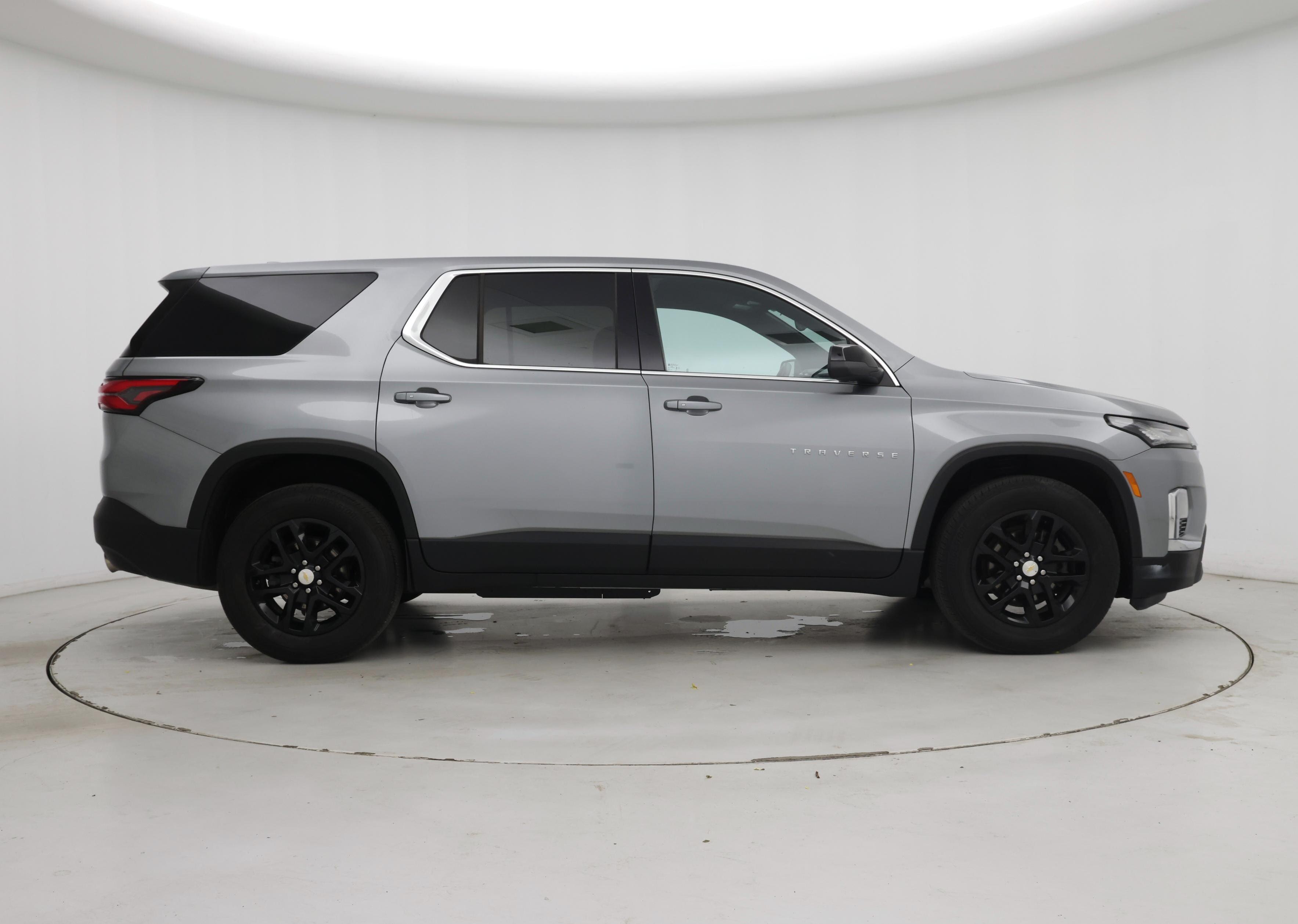 Thumbnail: 2023 Chevrolet Traverse - 7