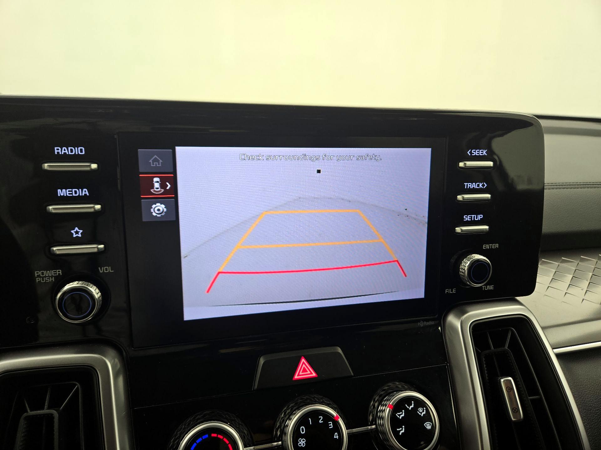 Thumbnail: 2023 Kia Sorento - 14