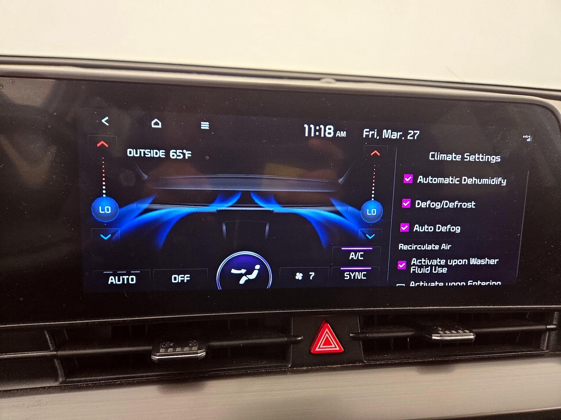 Thumbnail: 2023 Kia Sportage - 17