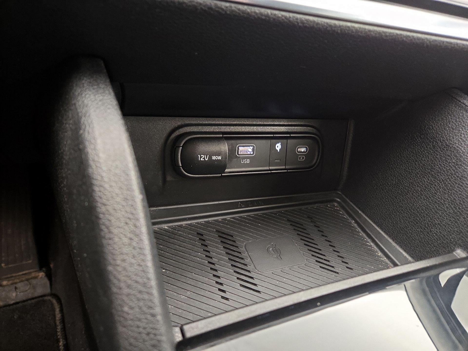 Thumbnail: 2023 Kia Sportage - 19