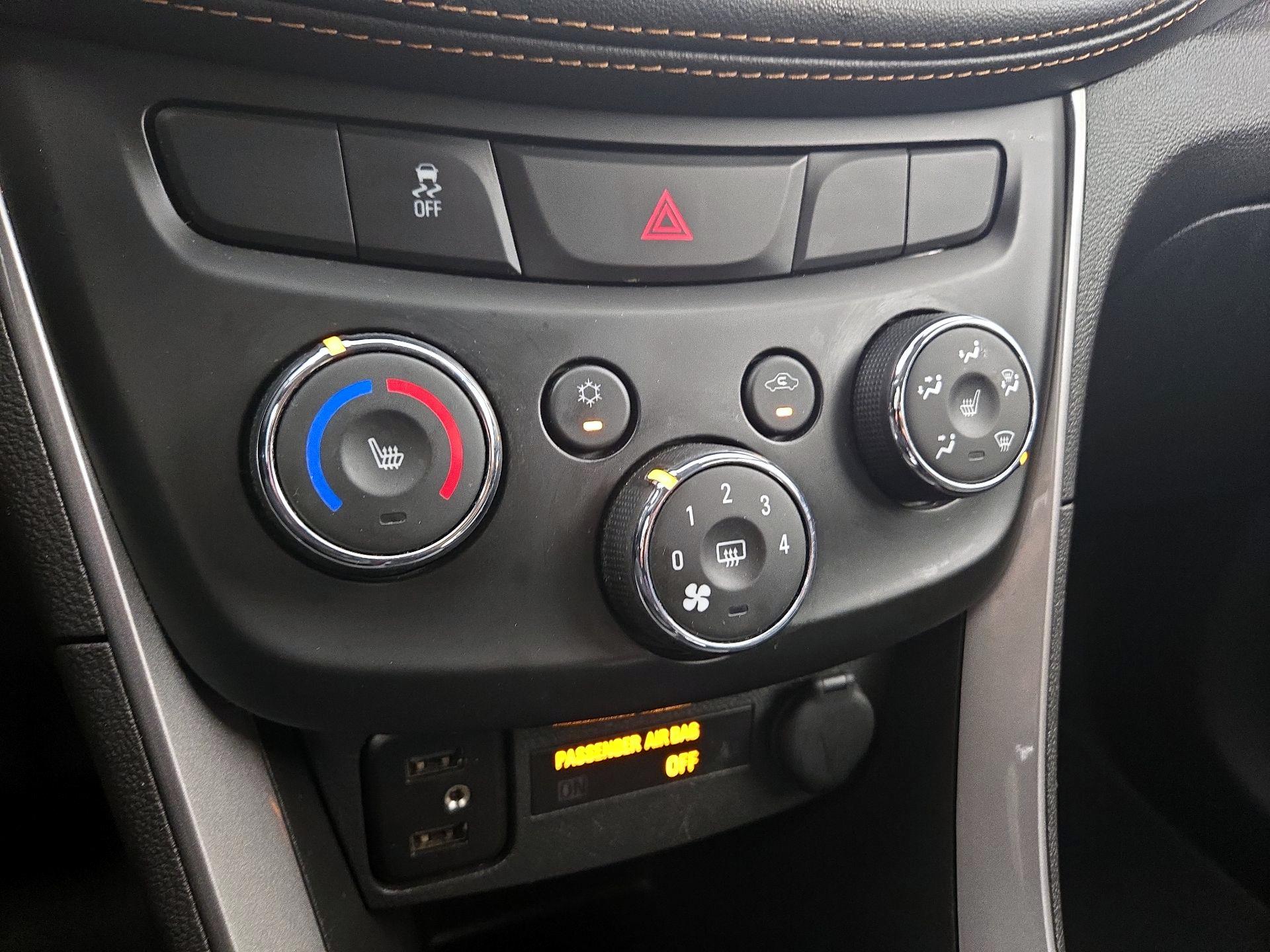 Thumbnail: 2021 Chevrolet Trax - 16