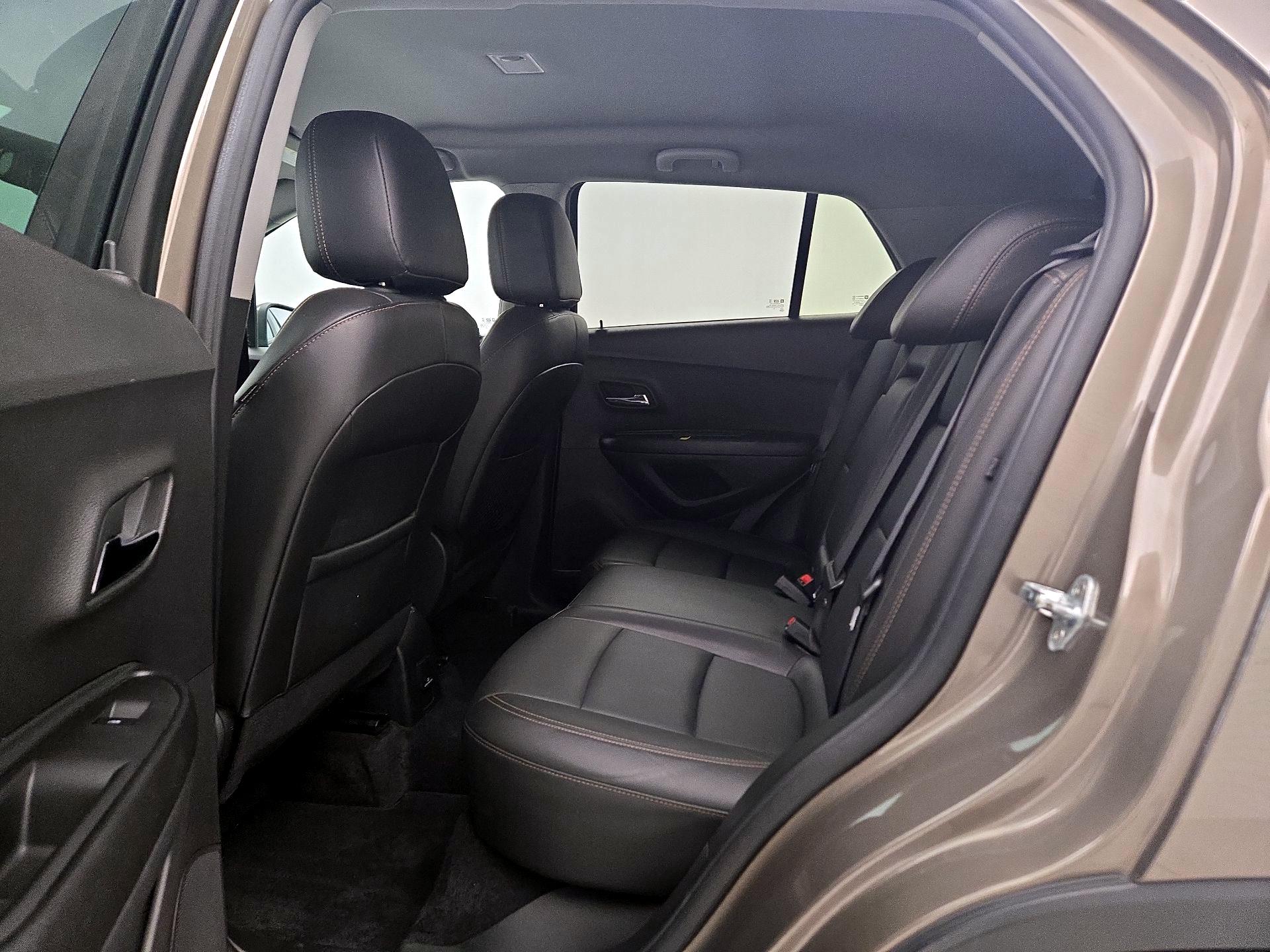 Thumbnail: 2021 Chevrolet Trax - 19