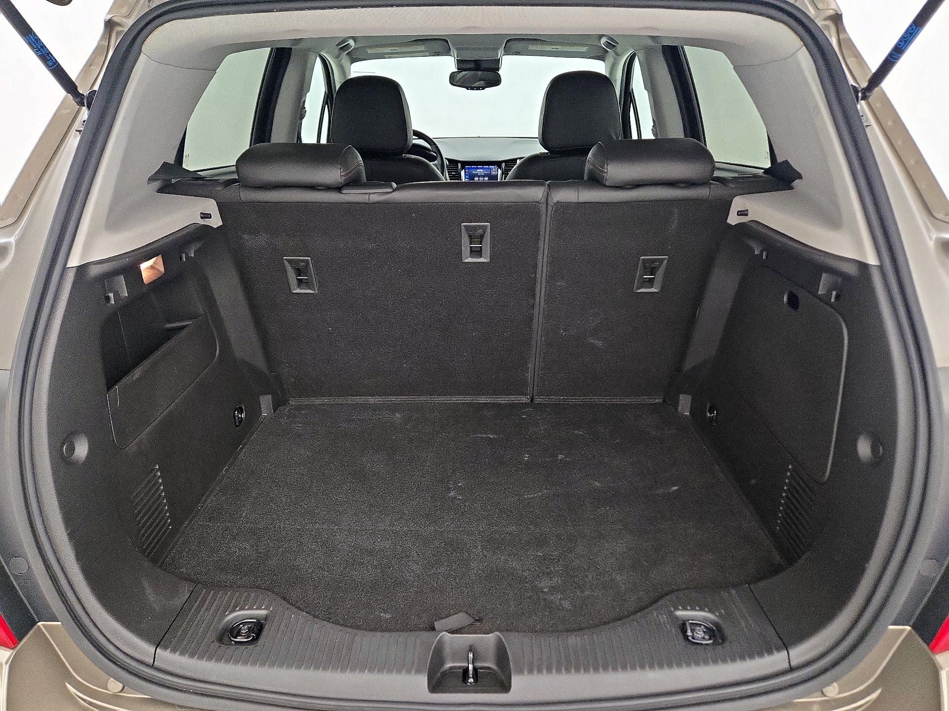 Thumbnail: 2021 Chevrolet Trax - 20