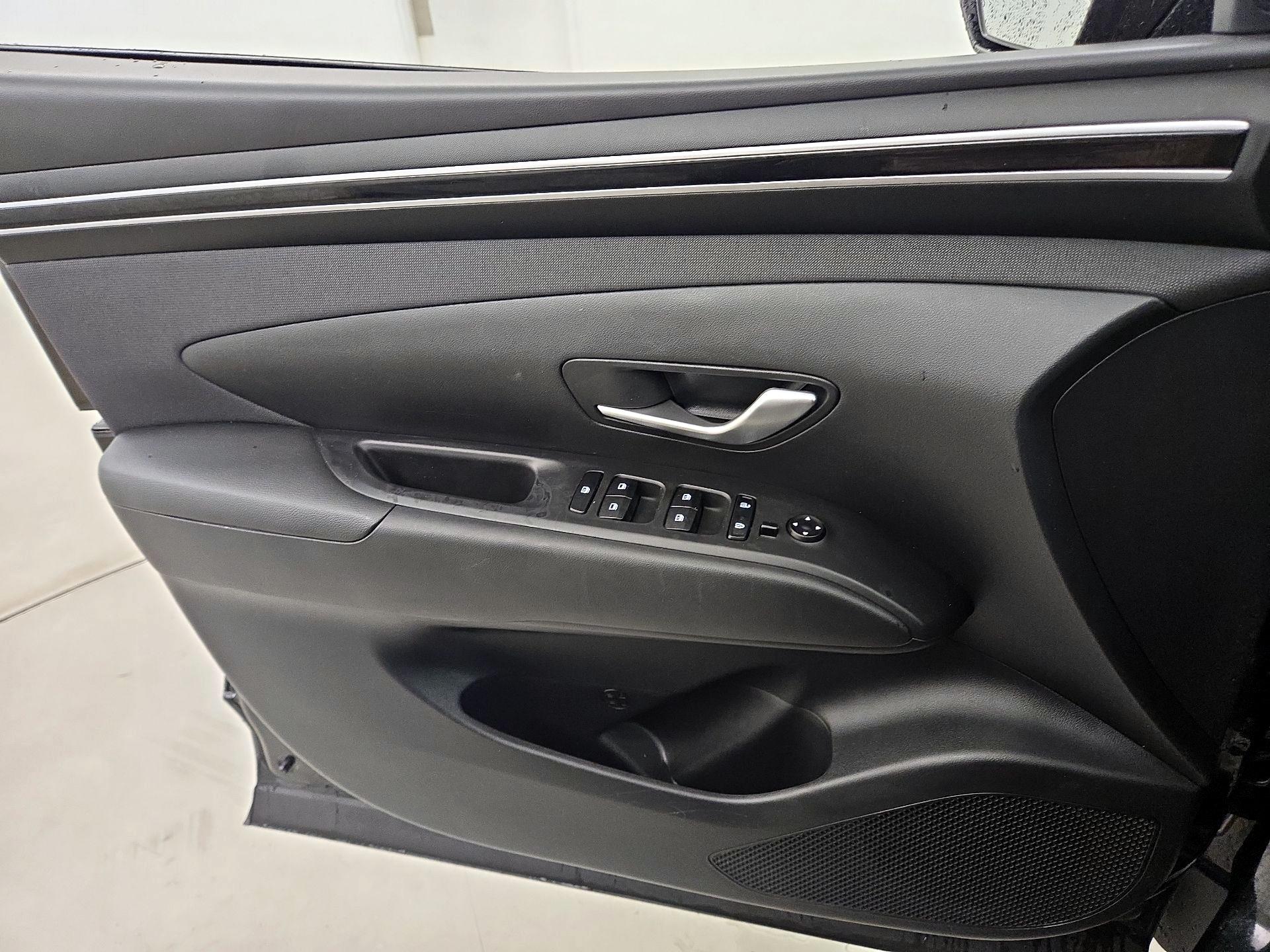 Thumbnail: 2023 Hyundai Tucson - 12