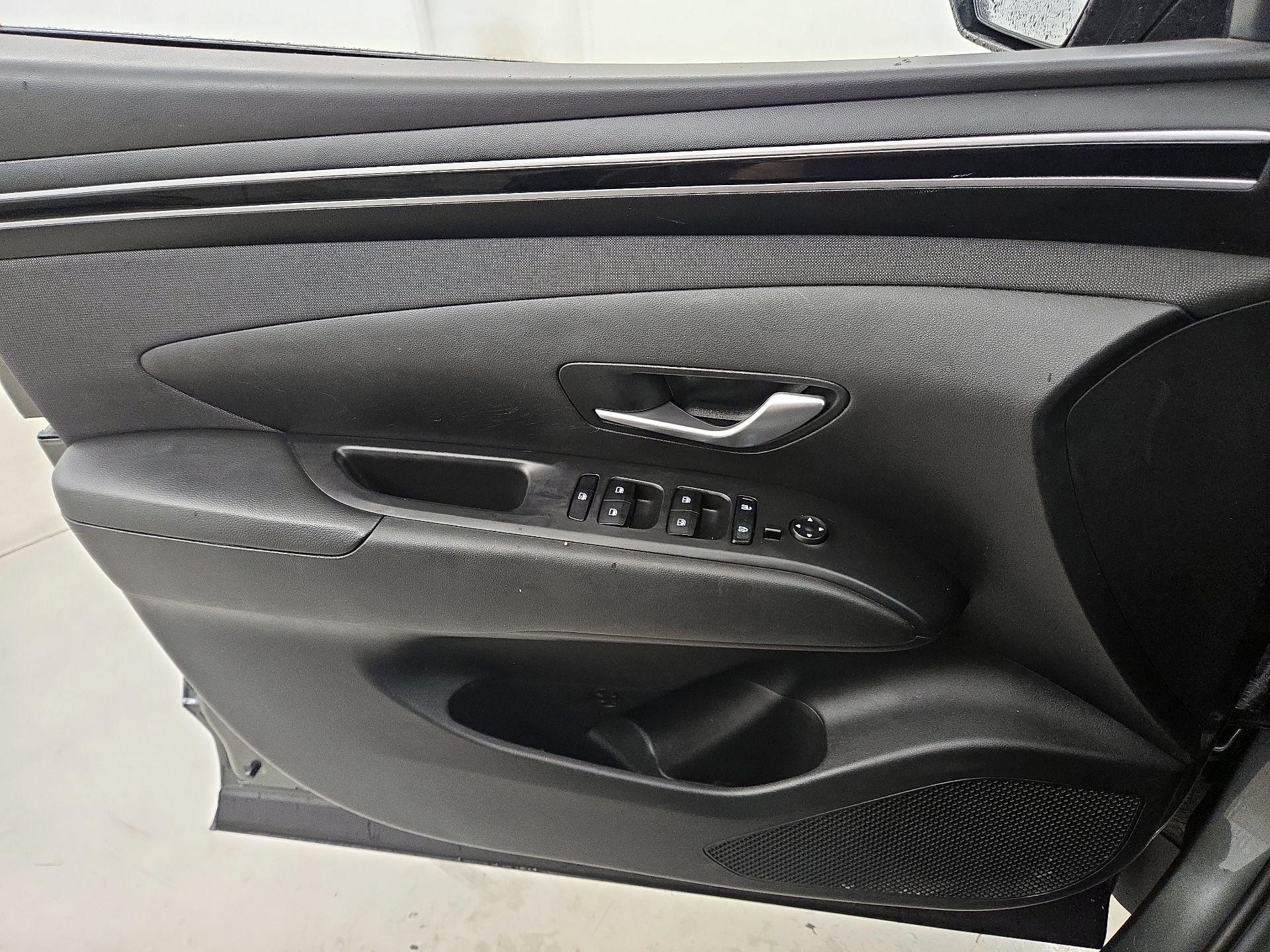 Thumbnail: 2023 Hyundai Tucson - 12