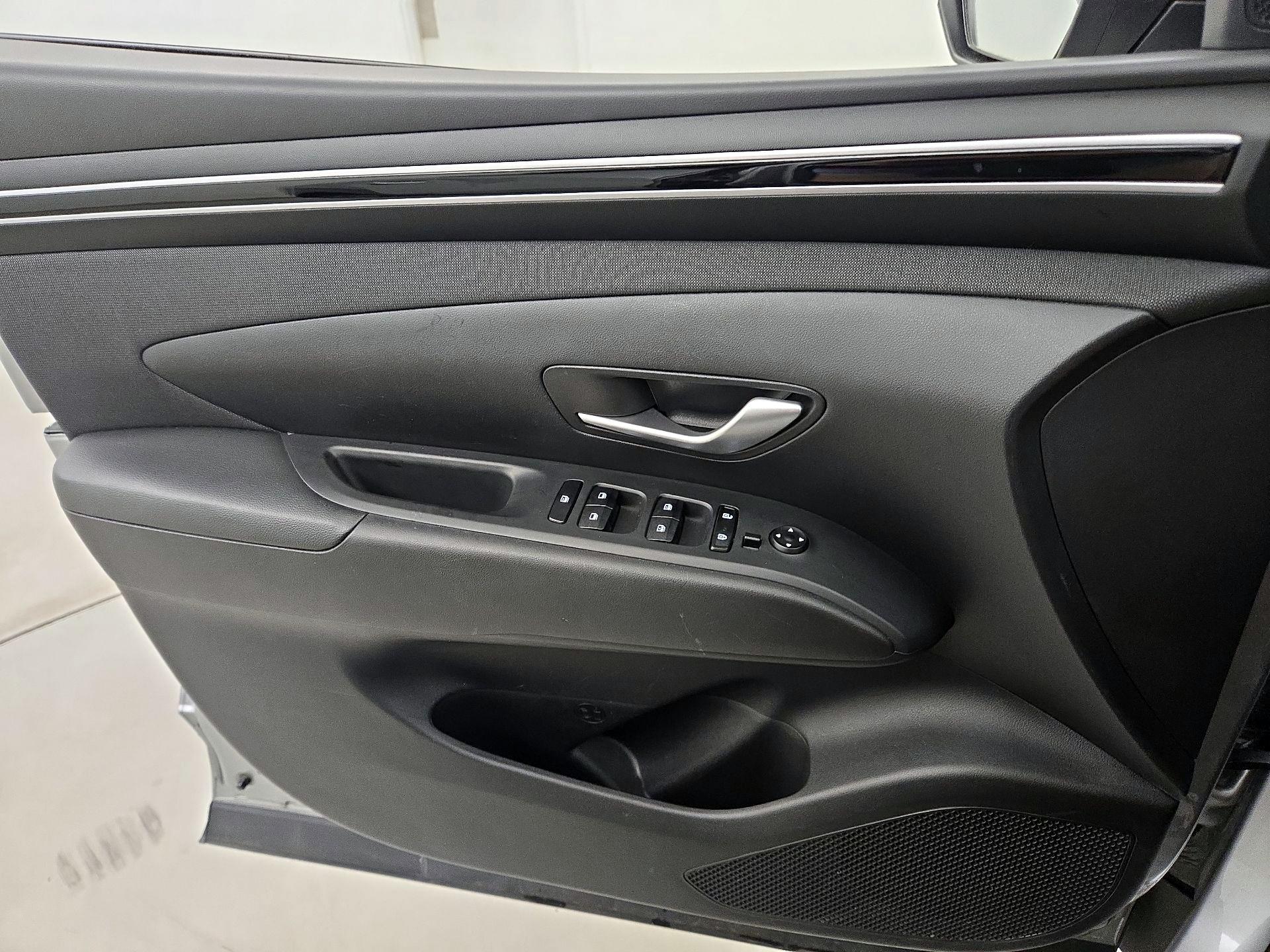 Thumbnail: 2023 Hyundai Tucson - 12