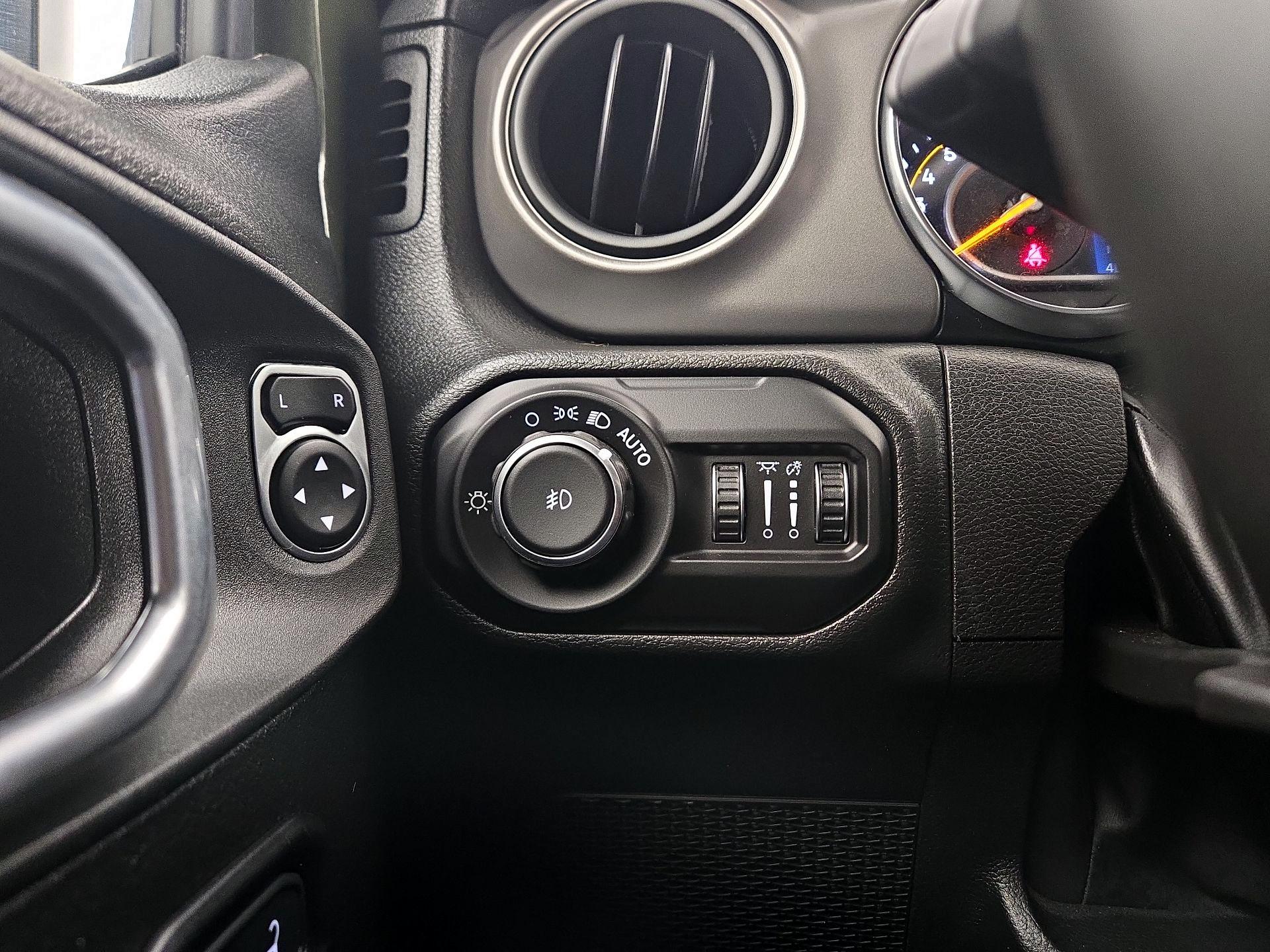 Thumbnail: 2022 Jeep Wrangler - 13