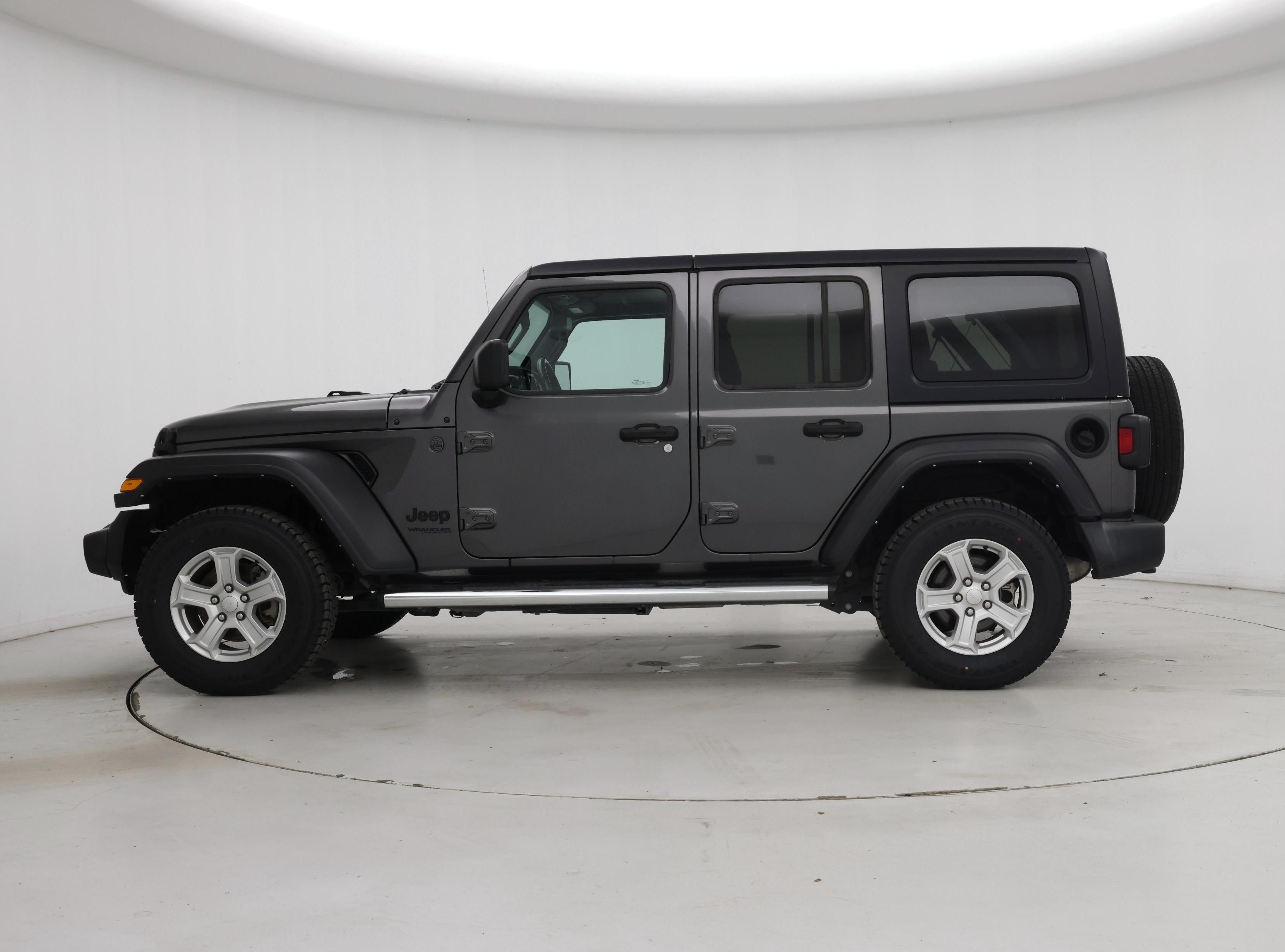 Thumbnail: 2022 Jeep Wrangler - 3