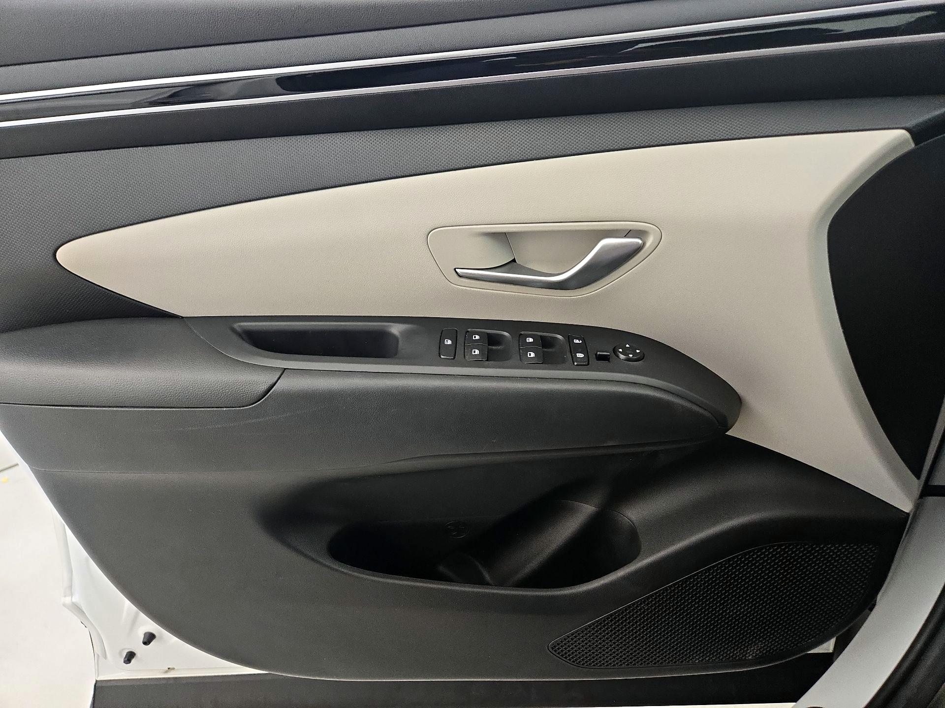 Thumbnail: 2023 Hyundai Tucson - 12