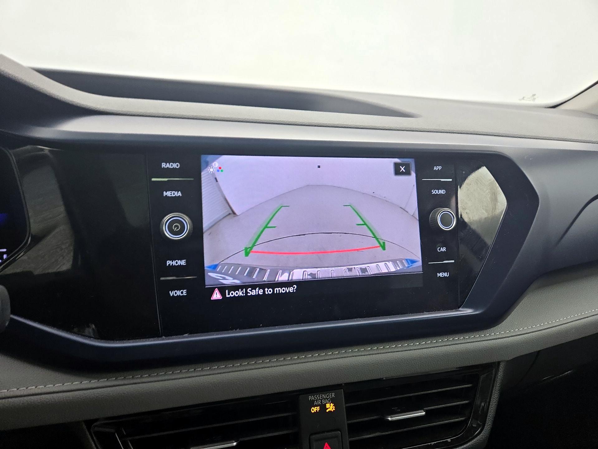 Thumbnail: 2023 Volkswagen Taos - 14