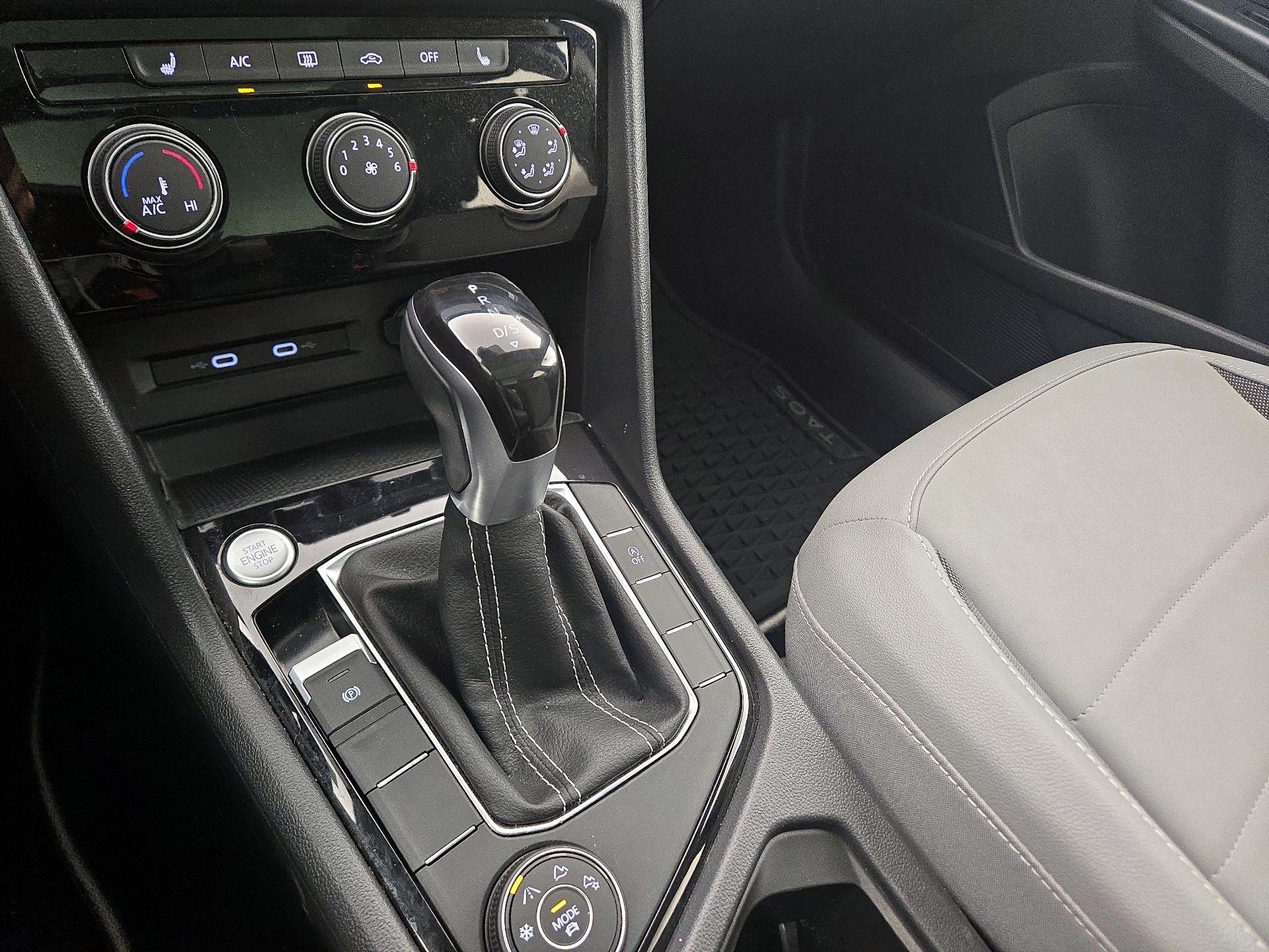 Thumbnail: 2023 Volkswagen Taos - 17