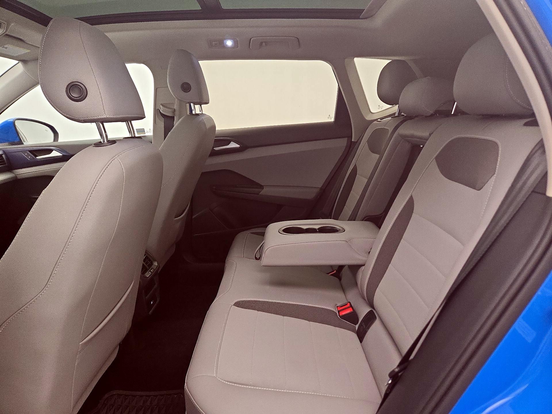 Thumbnail: 2023 Volkswagen Taos - 20