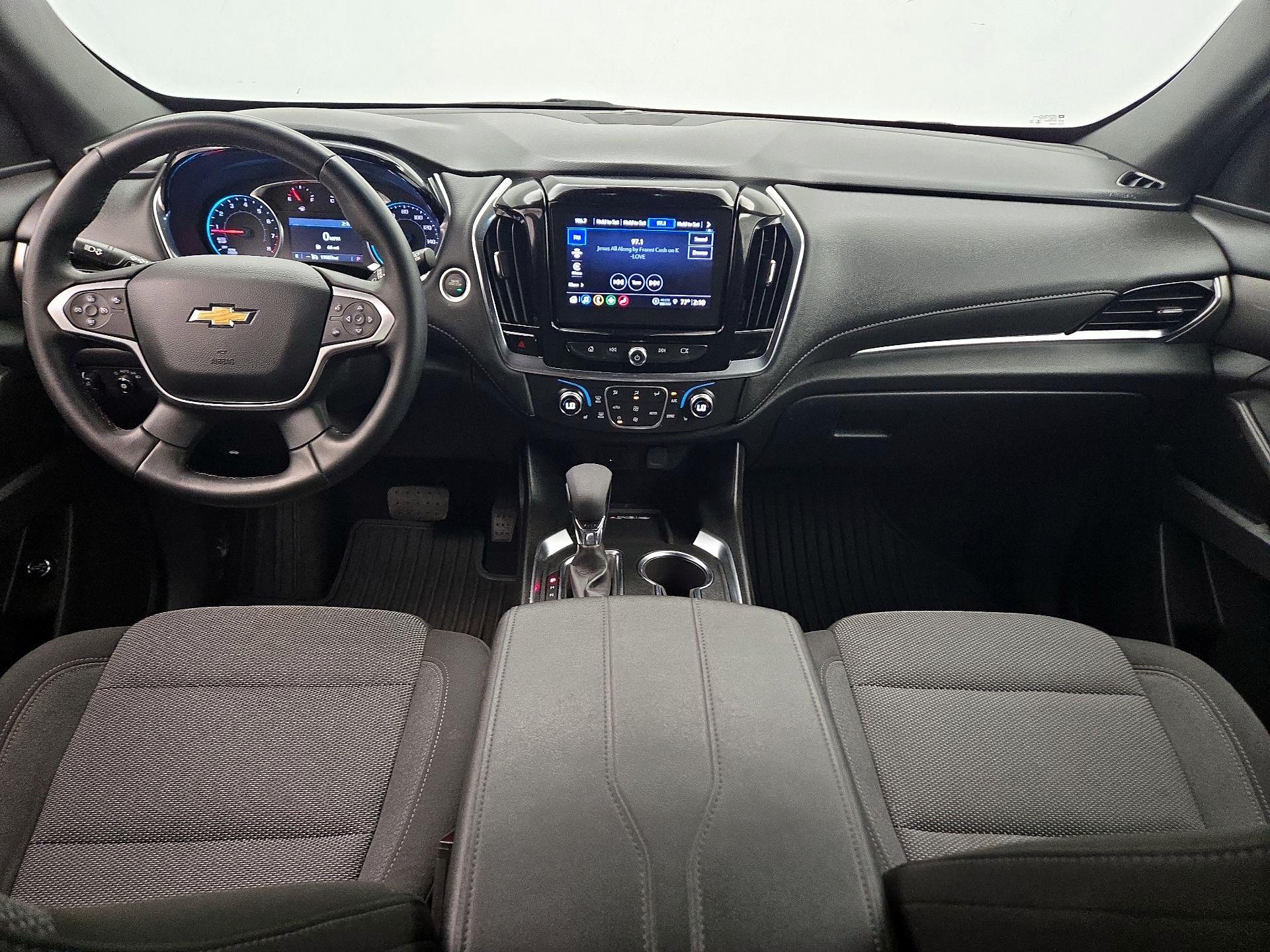 Thumbnail: 2023 Chevrolet Traverse - 9