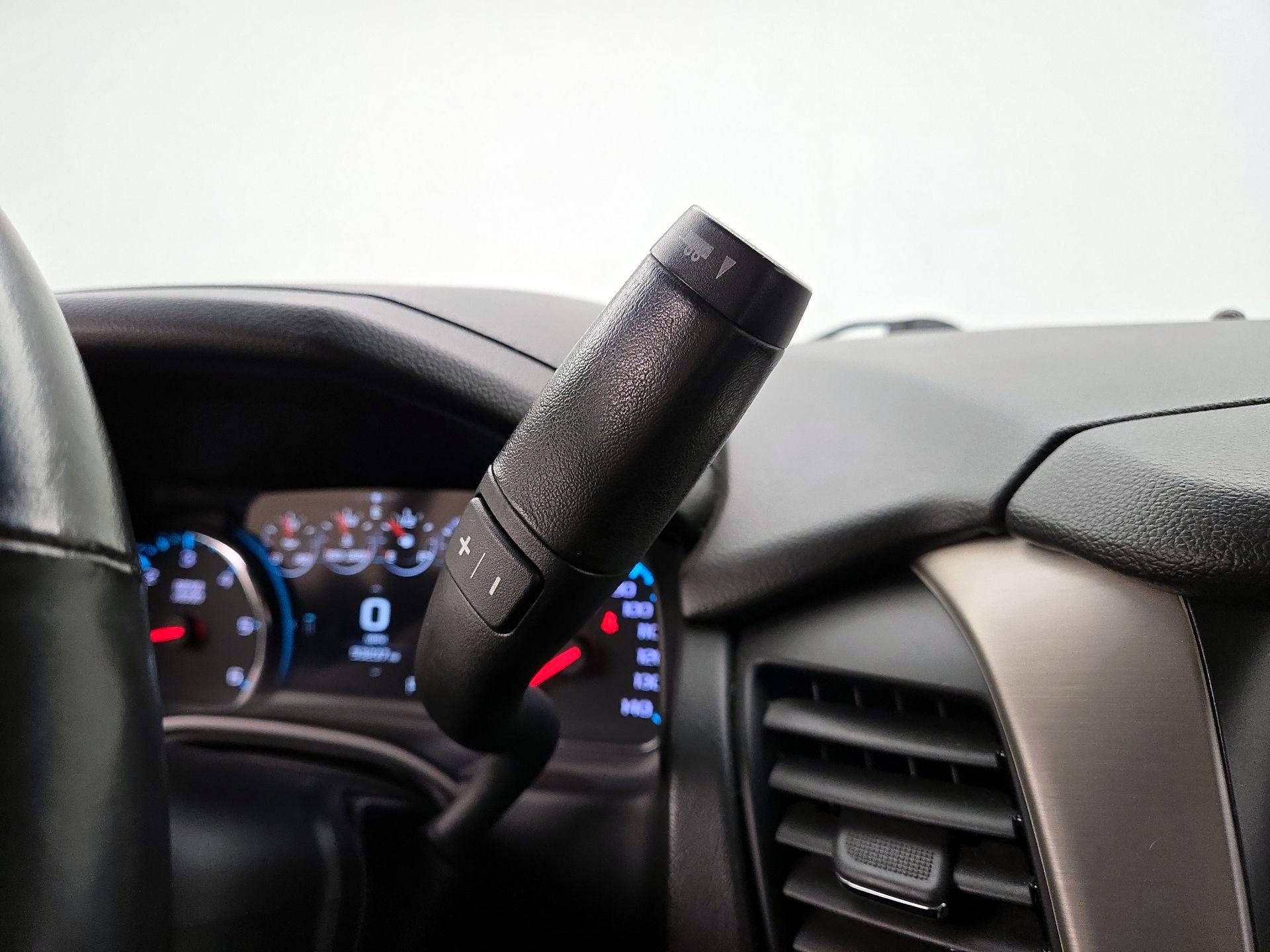 Thumbnail: 2020 GMC Yukon - 17