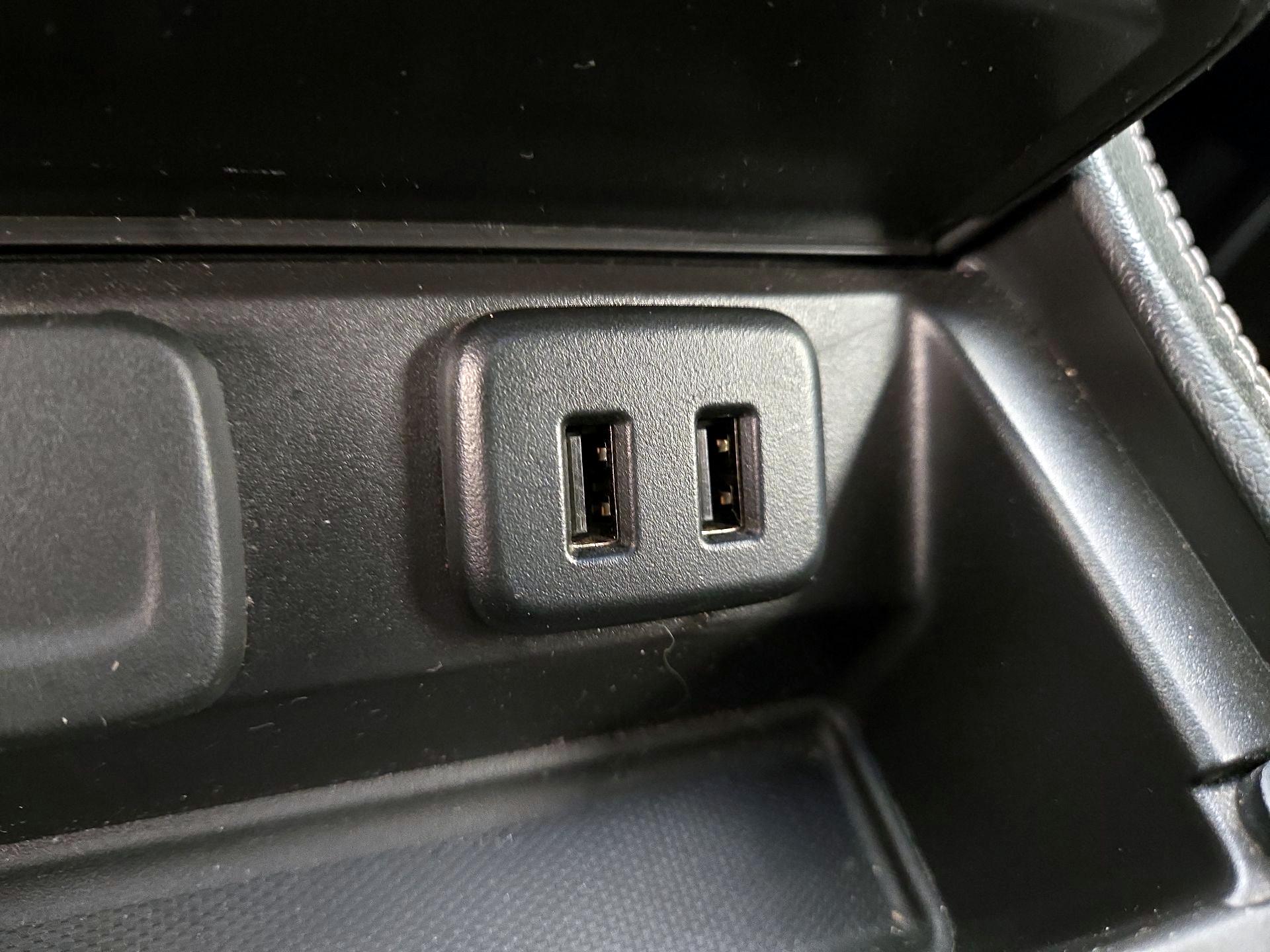 Thumbnail: 2020 GMC Yukon - 18